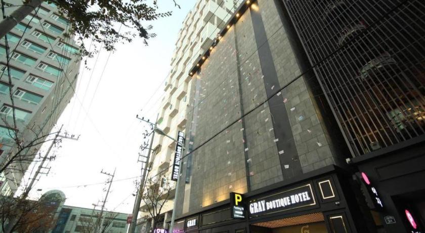 Gray Hotel