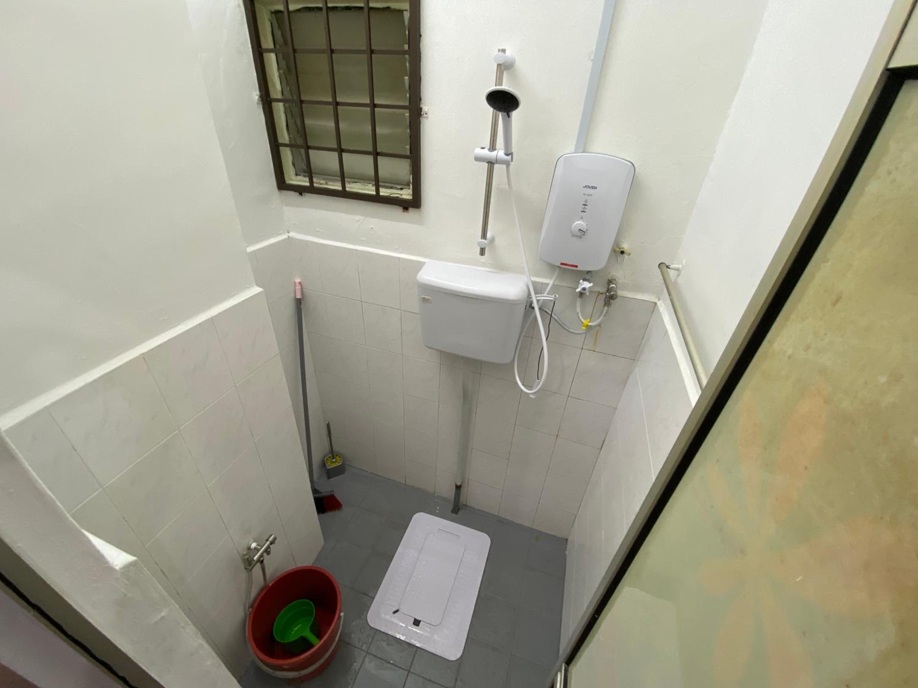 Pagoh Town homestay 2 photo 5