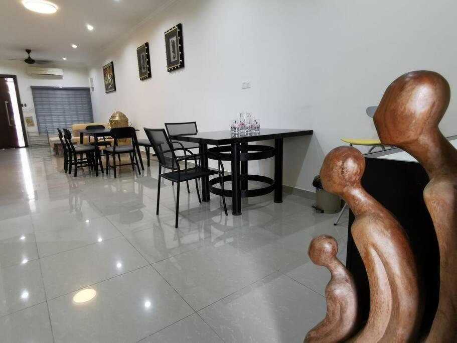 Homezstay Permyjaya Miri photo 3