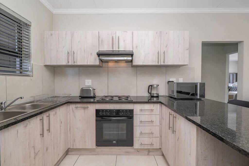 Cozy Apartment in Brackenfell, Cape Town, ZA