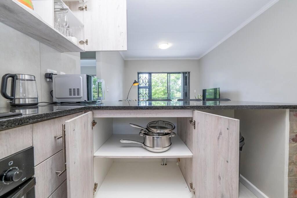 Cozy Apartment in Brackenfell, Cape Town, ZA