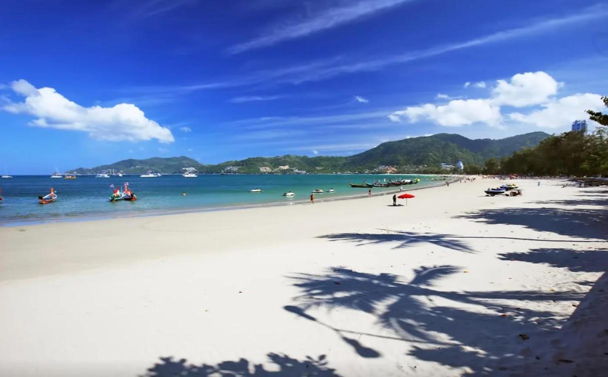 Break Point Patong Hotel