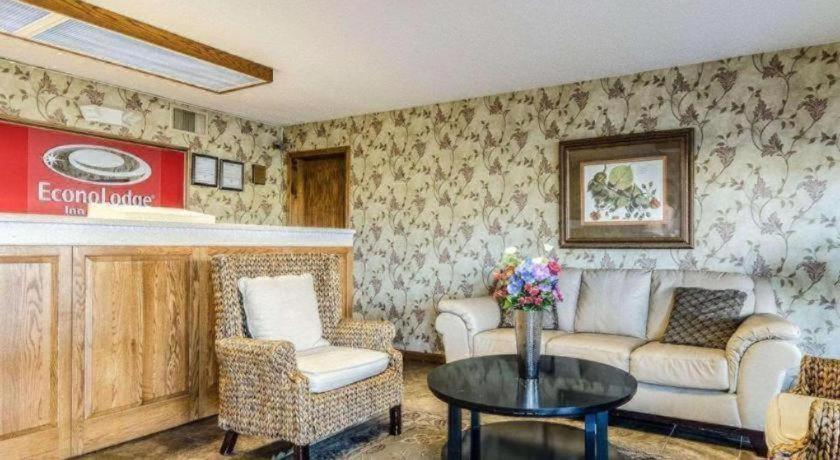 SureStay Hotel