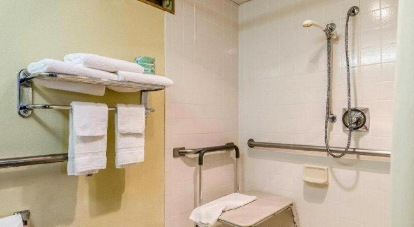 SureStay Hotel