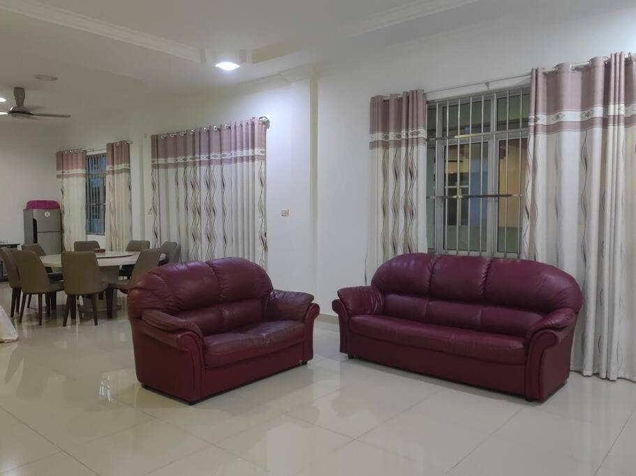 Homezstay Swallow Airport Miri