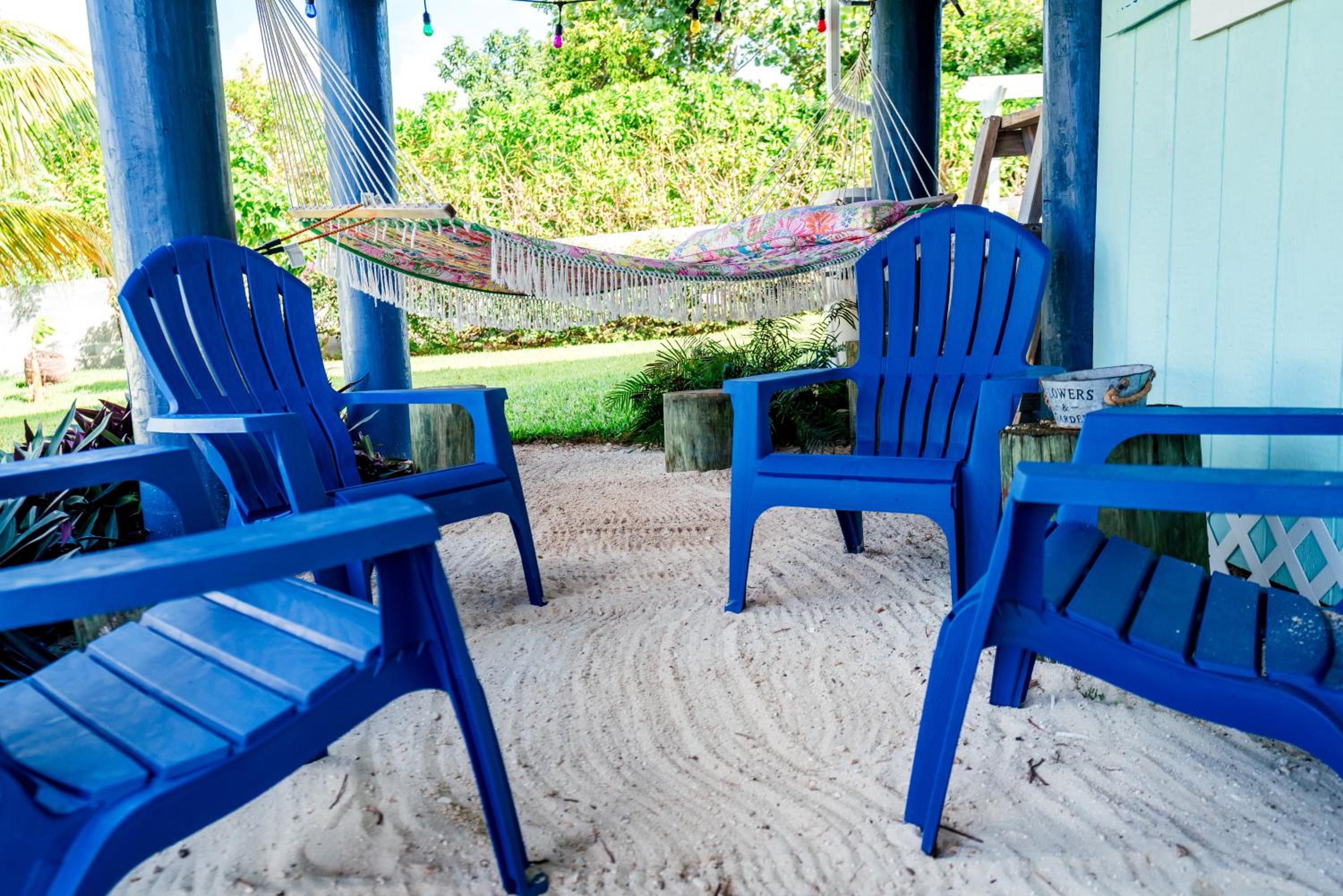 Island Vibe By the Sea