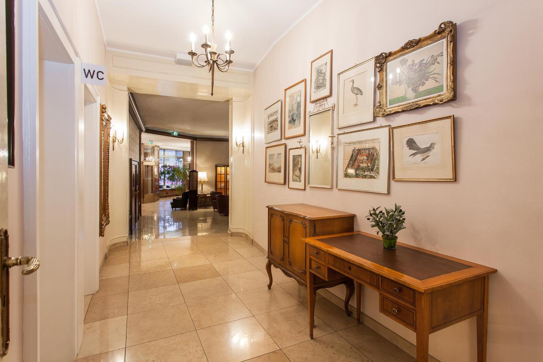 Centro Hotel National Frankfurt, Trademark Collection by Wyndham - Property Image 4