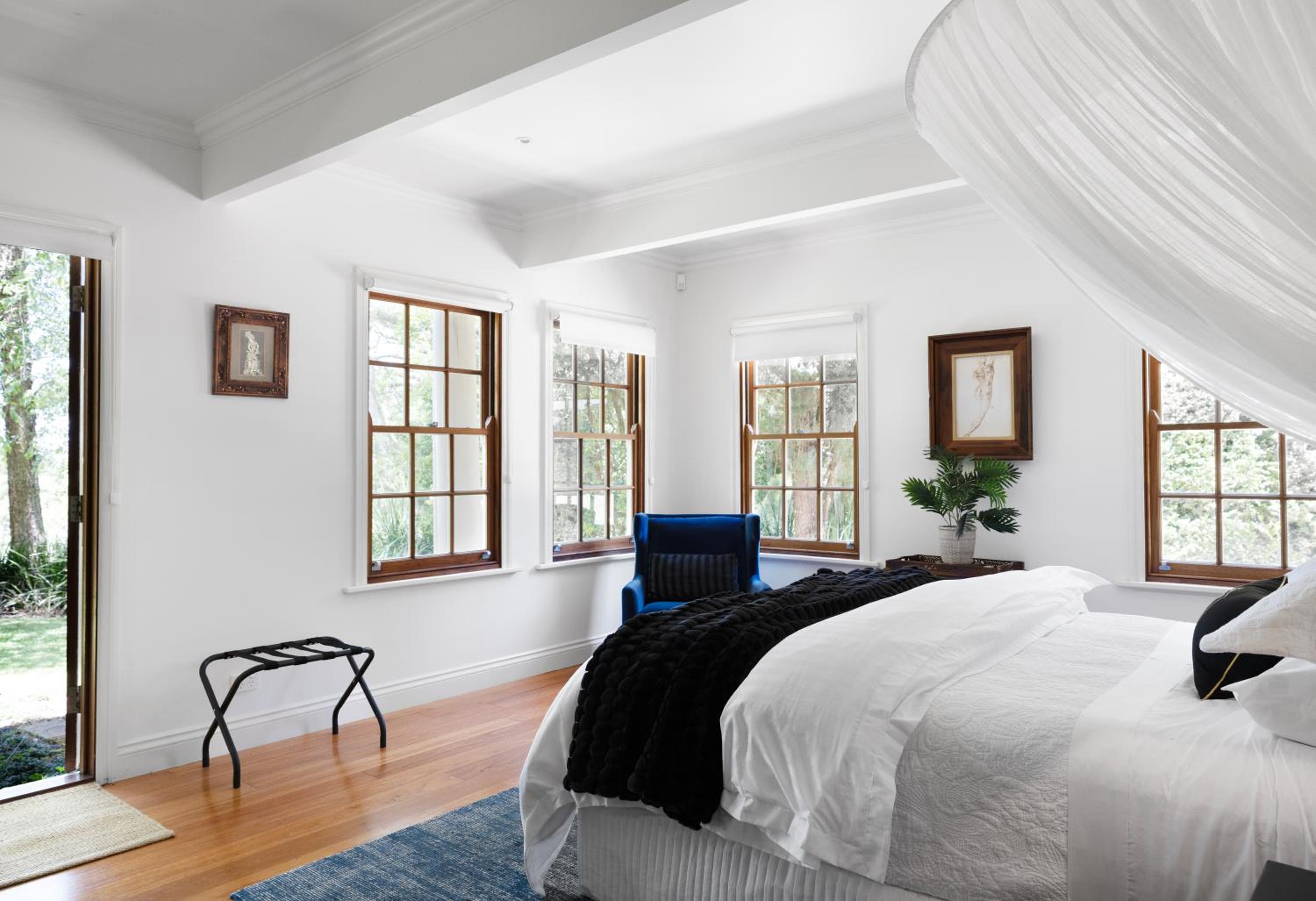 Waterfall Lodge Maleny Timeless Grandeur & Luxury