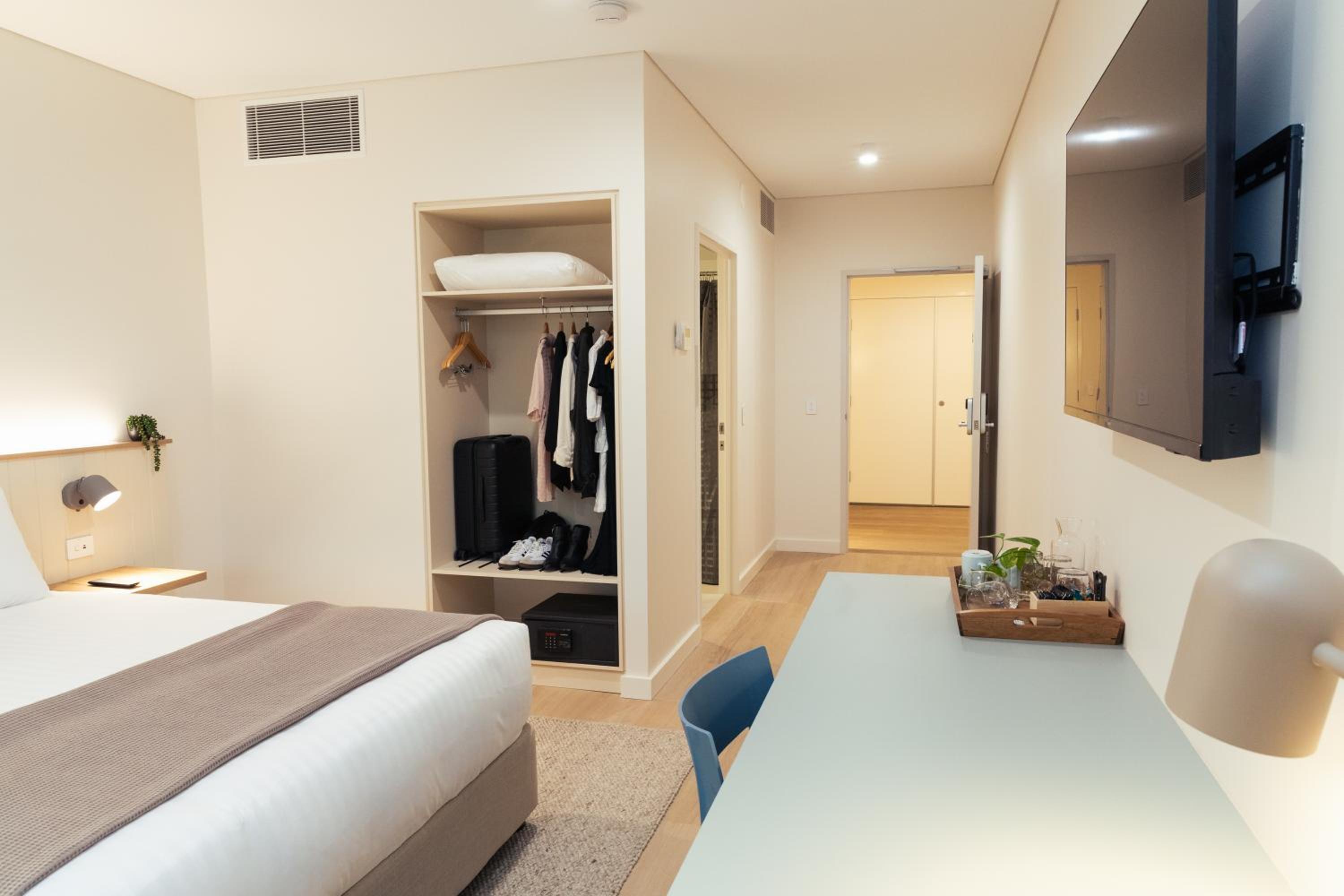 hotel room