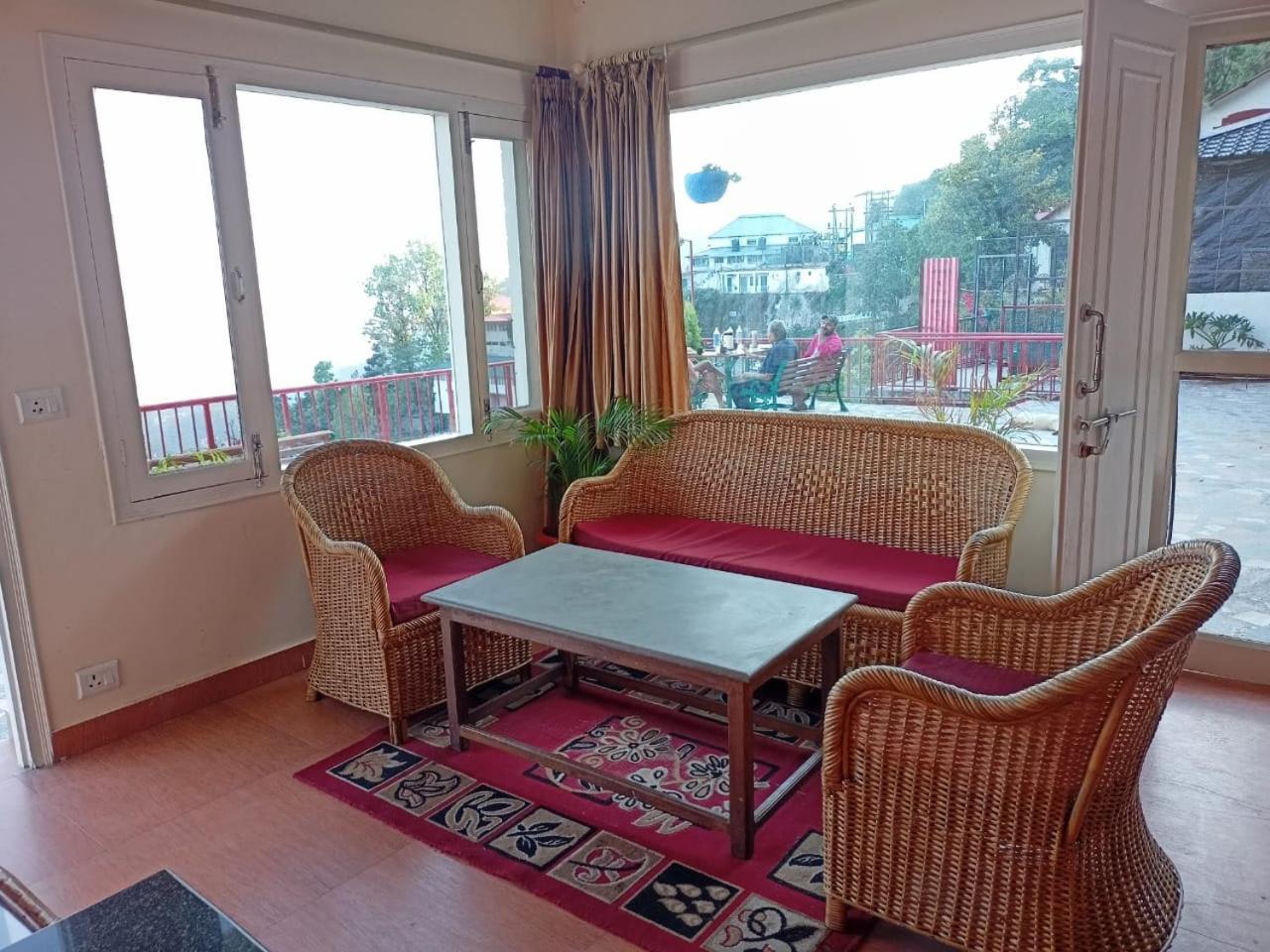 lounge