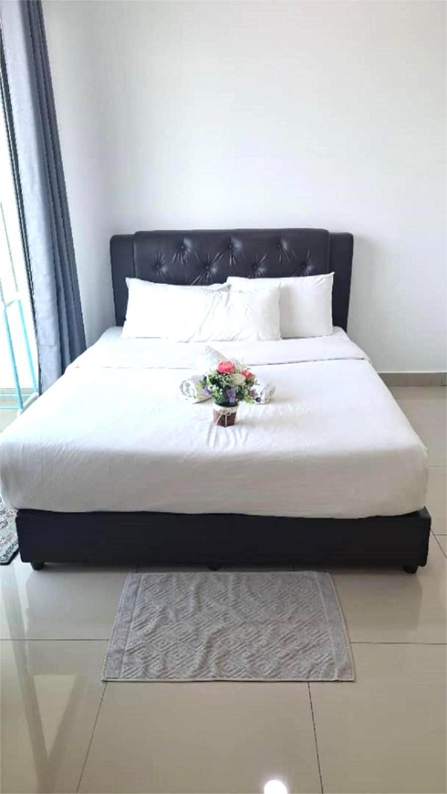 APEX TOWER Cybersquare Cyberjaya high speed wifi & Free Parking BY NSB photo 1