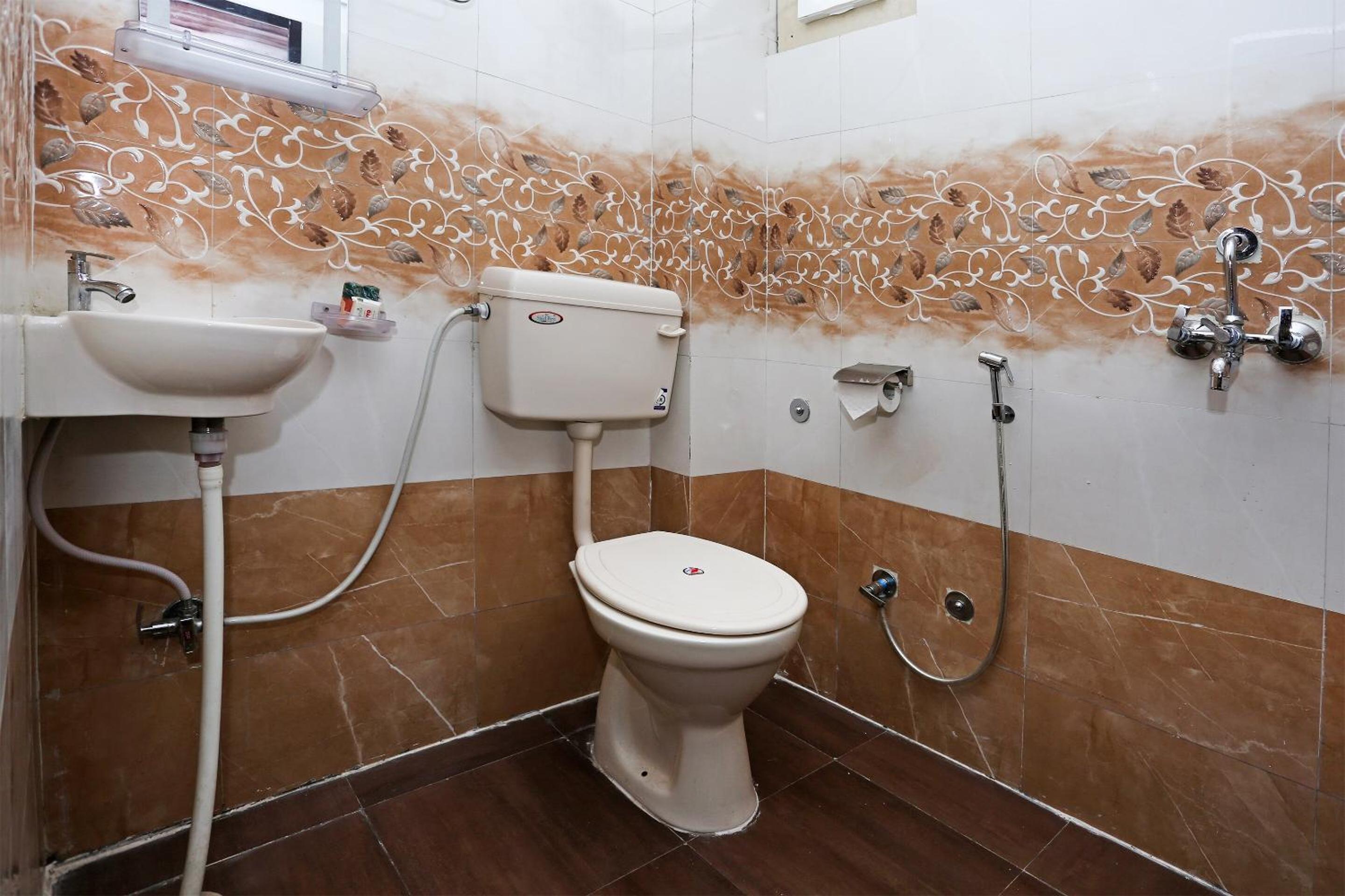 Hotel O Vaishnavi