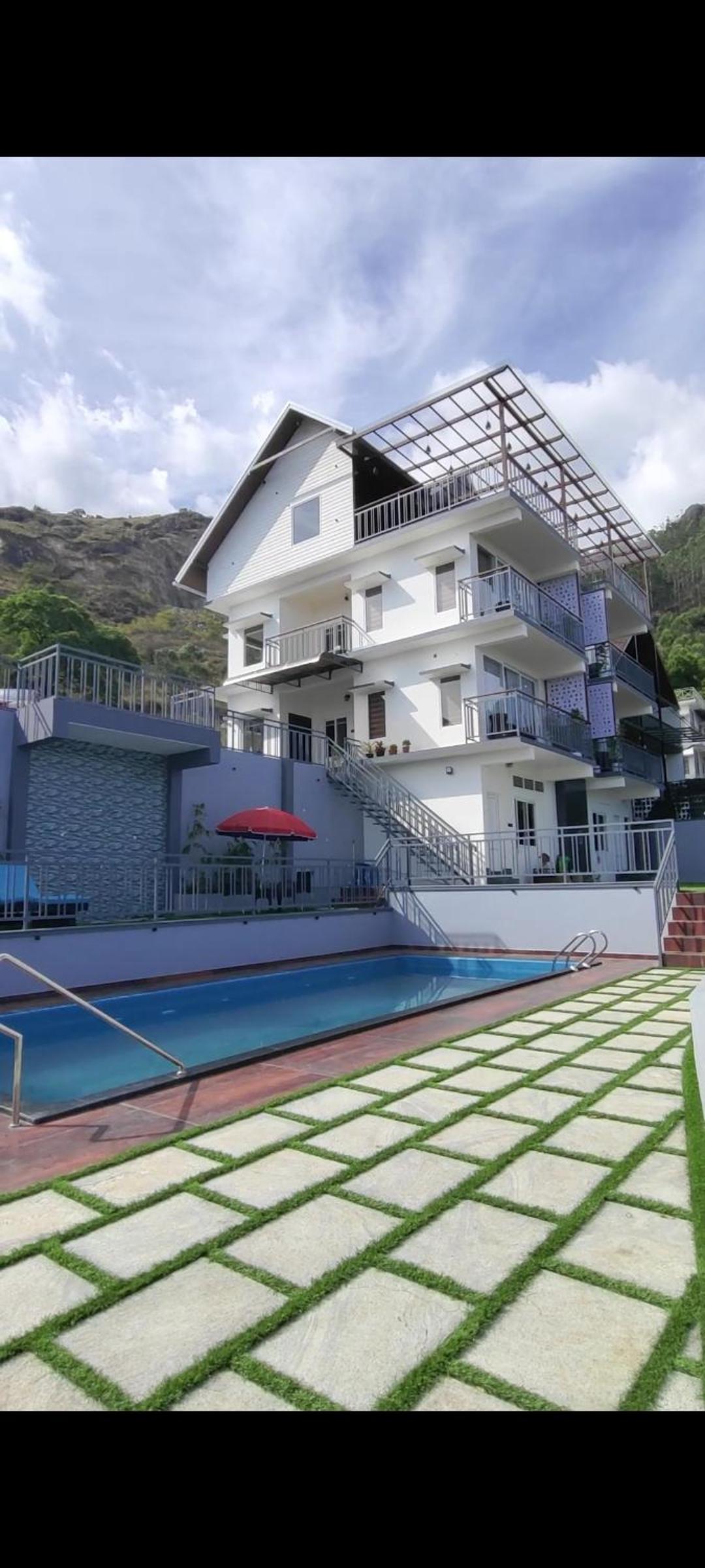 Misty Cabin Resort Munnar