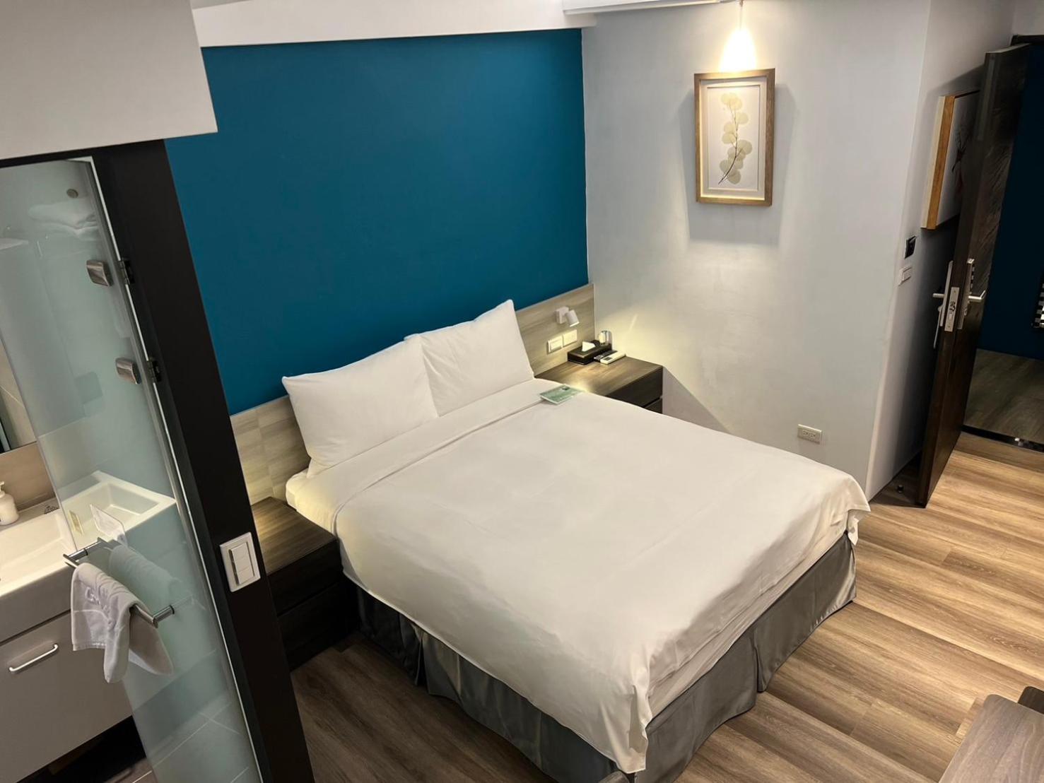 Greenight Hotel