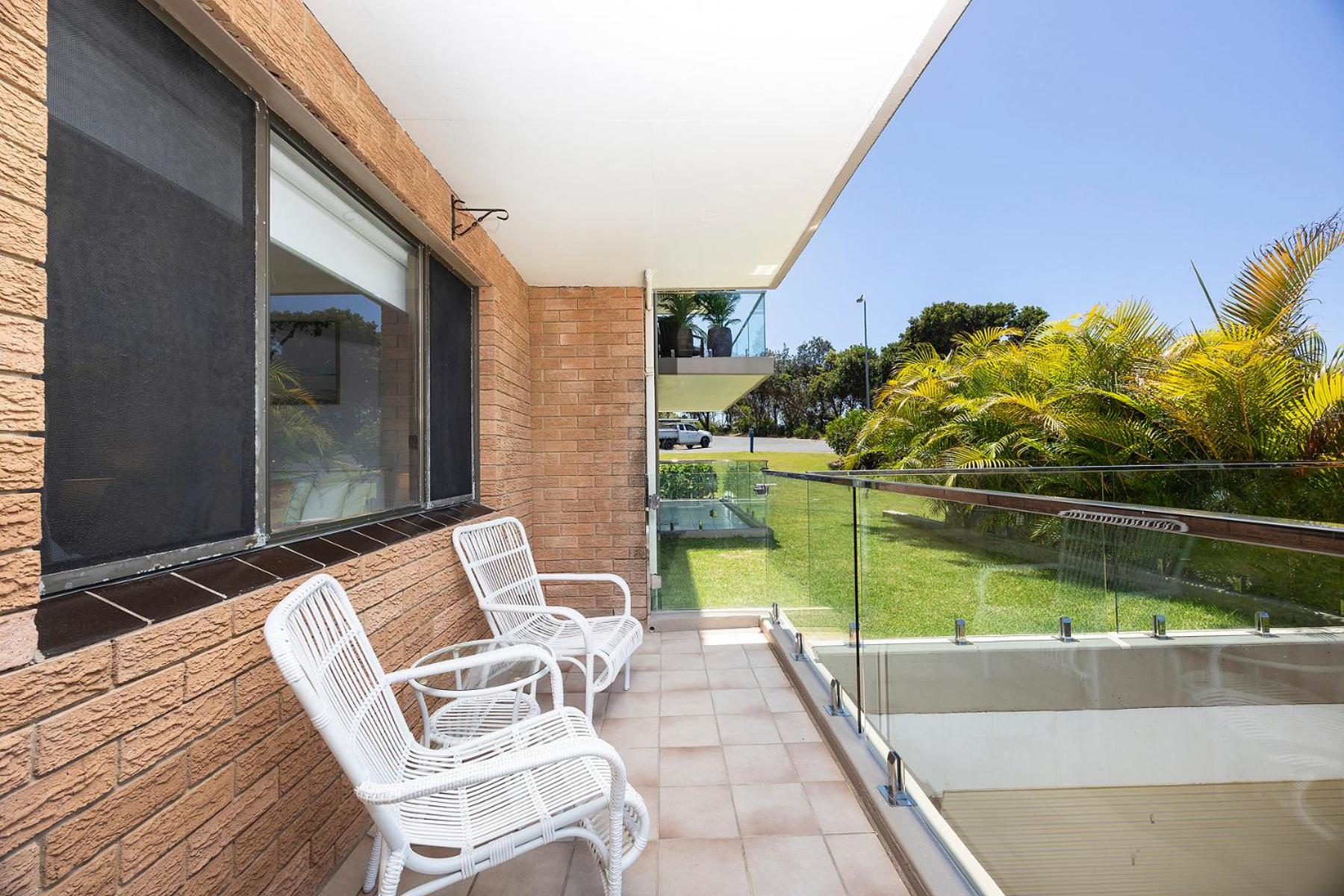 Oceancrest 9