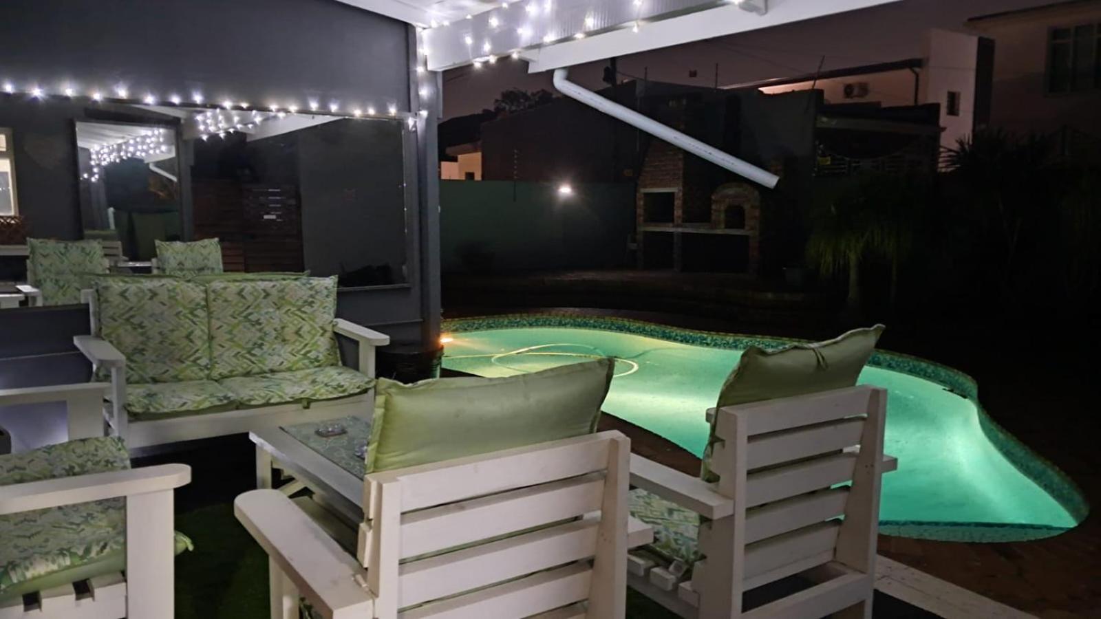 Luxury Living on Westview view 4