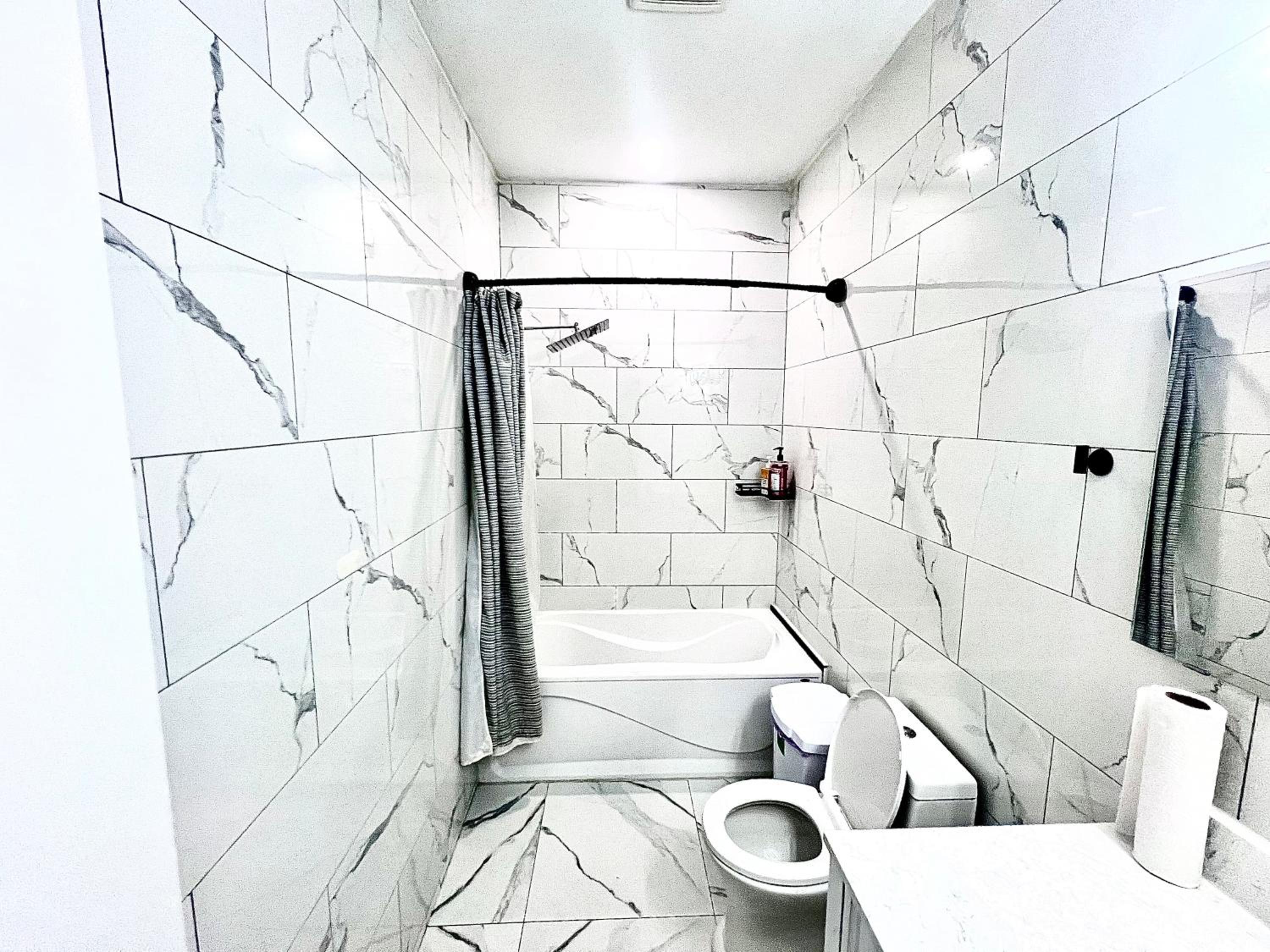 Cambridge Vacations - B8 Private Room In Cambridge - Property Image 4