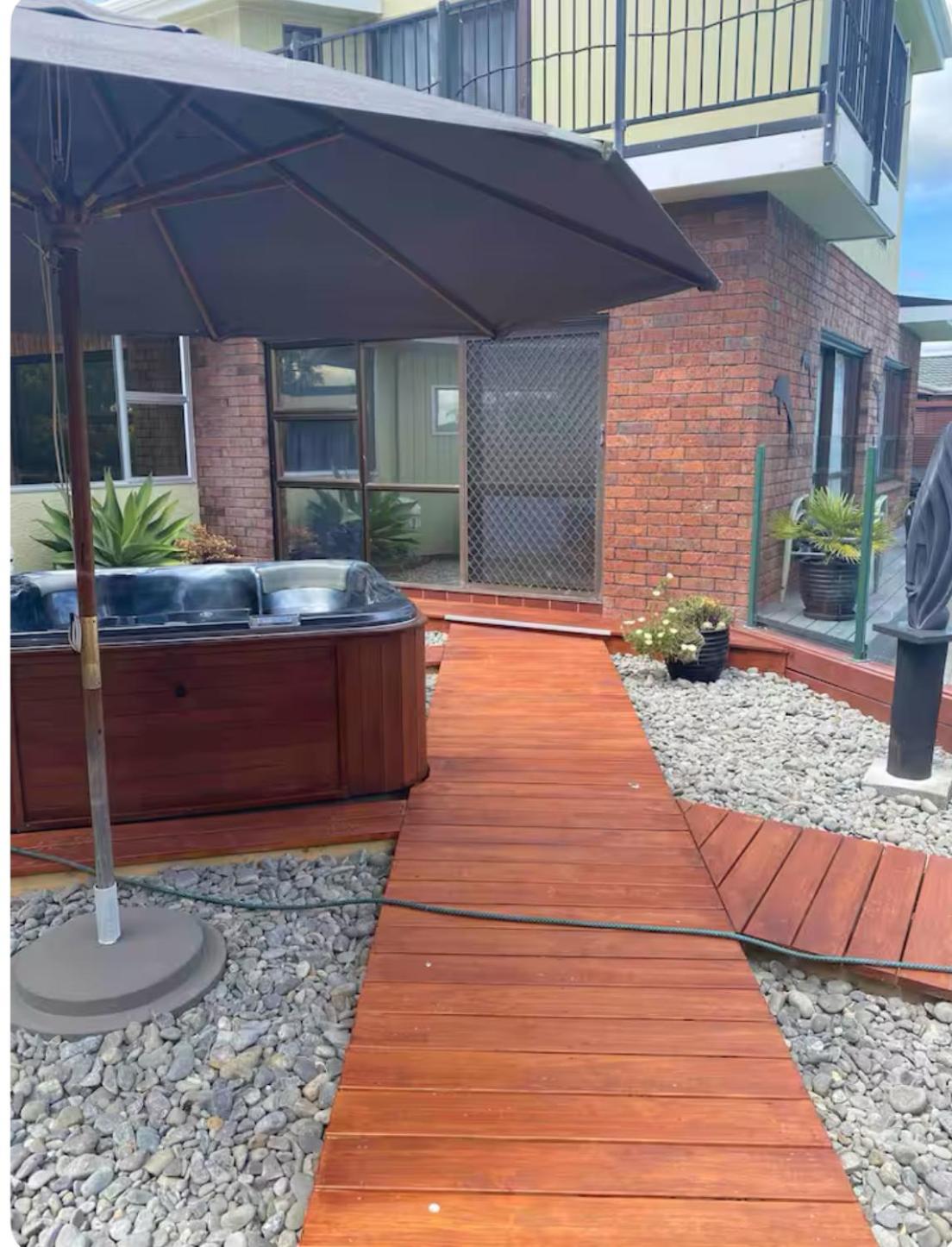 Hotel On The Beach - Image 1