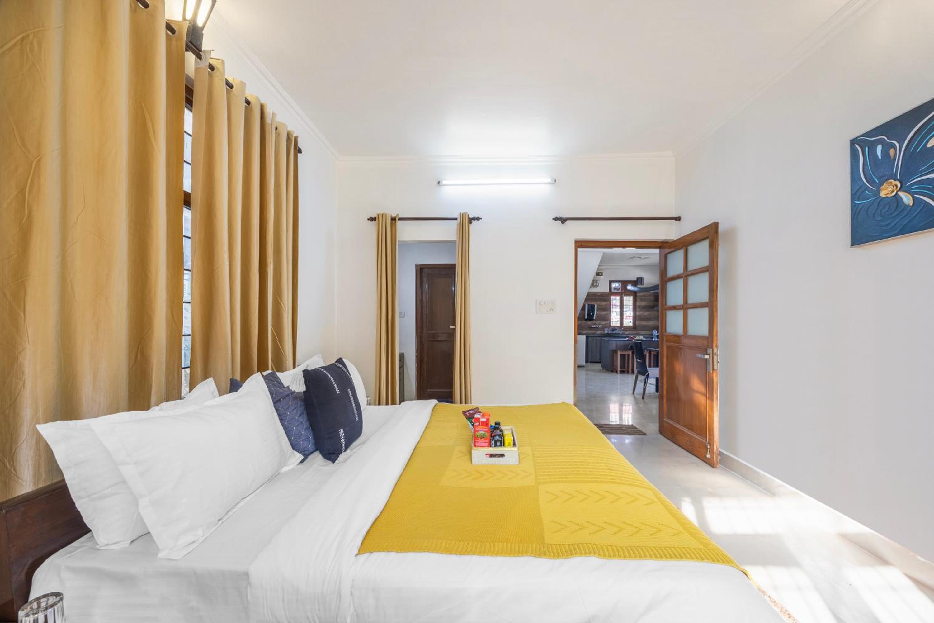Alaya Stays 3BHK Rose Haven near Kainchi Dham view 4