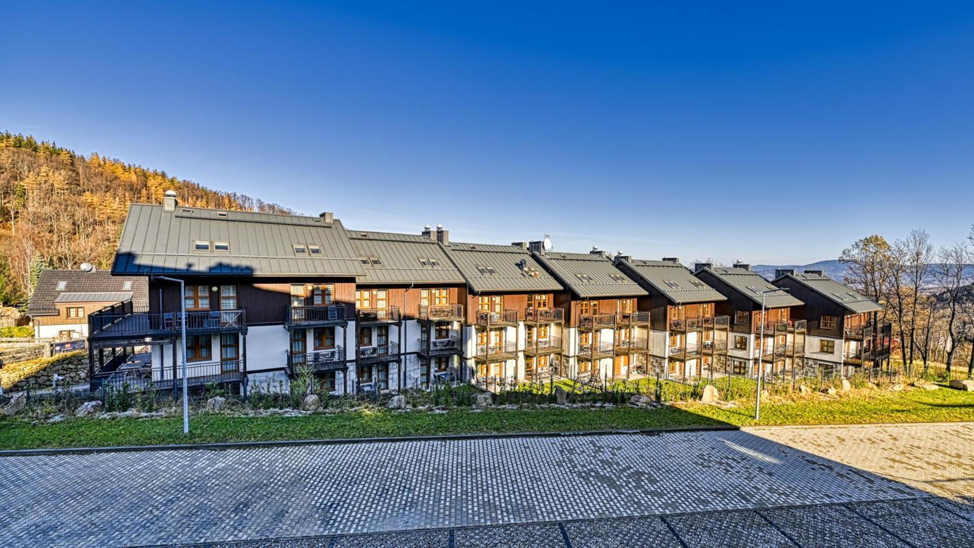 Apartamenty przy wyciągu Myśliwska 1G by Royal Aparts