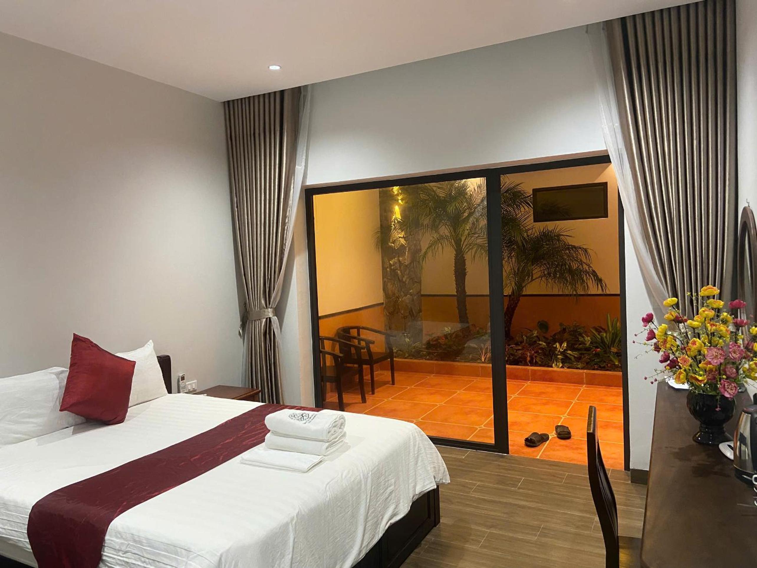 Tam Coc Mountain View Homestay