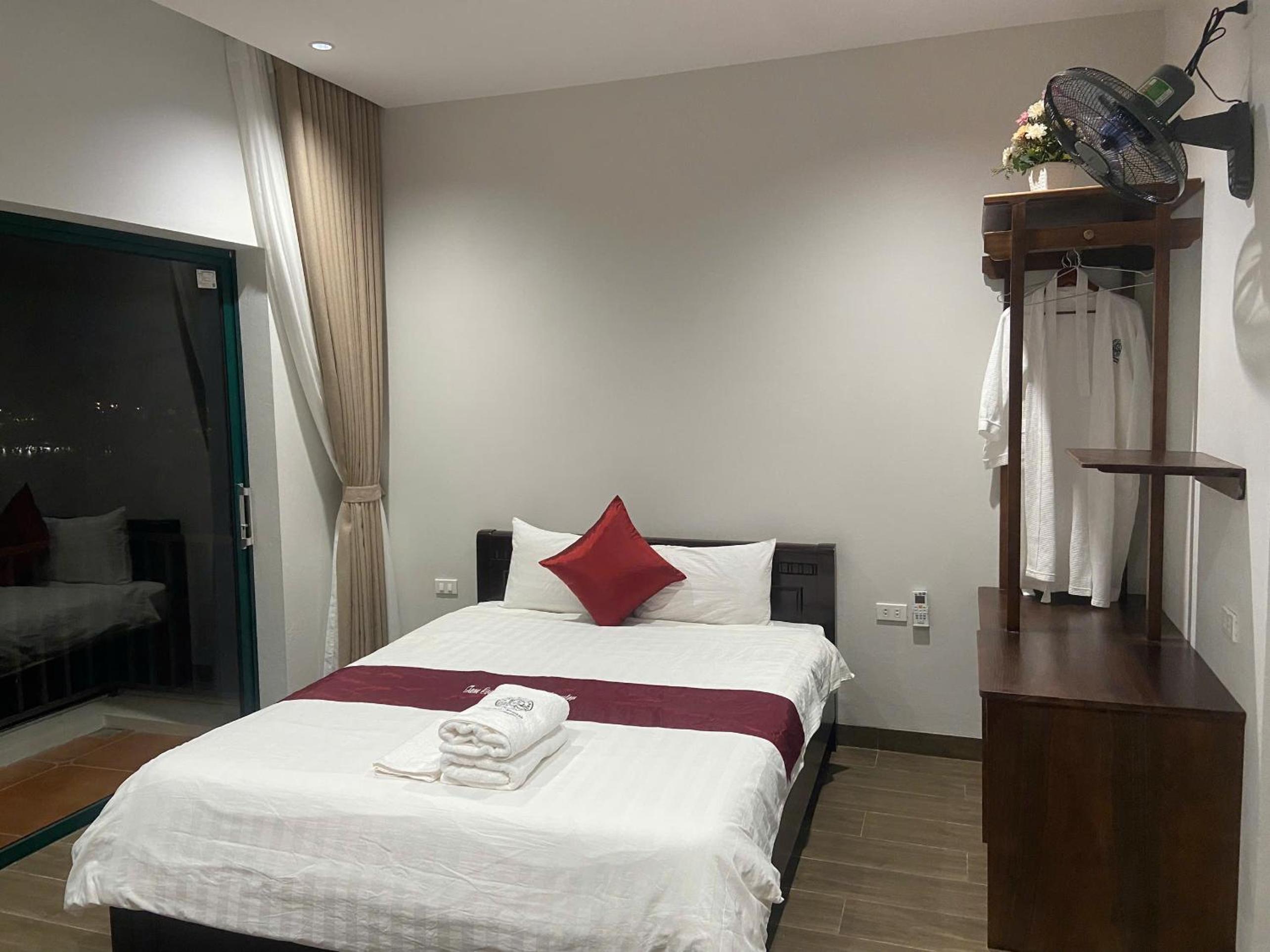Tam Coc Mountain View Homestay