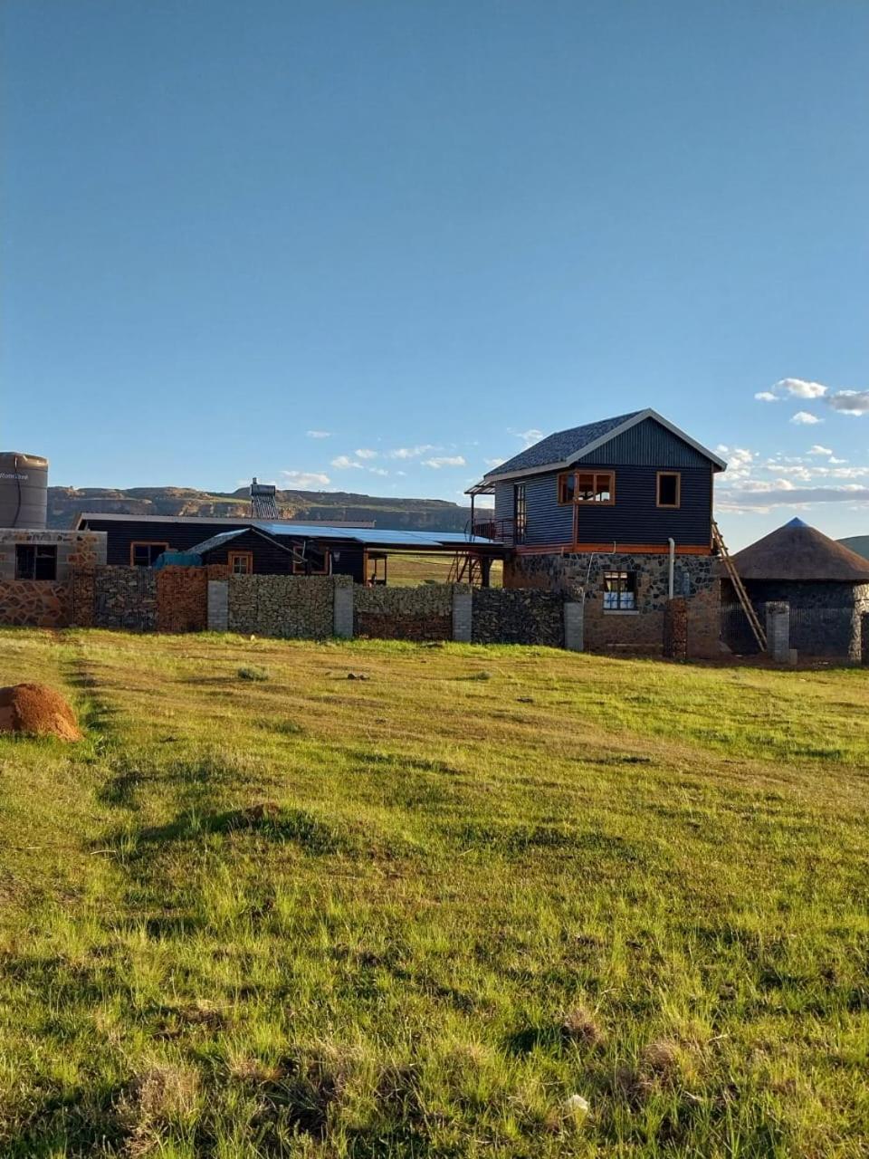 MehlaeaMasia Farmhouse