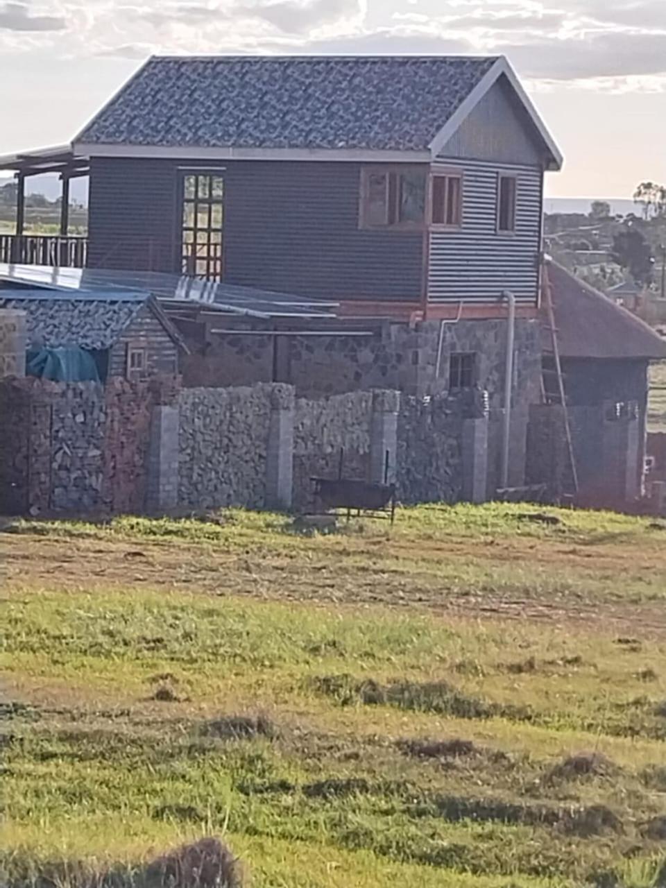 MehlaeaMasia Farmhouse