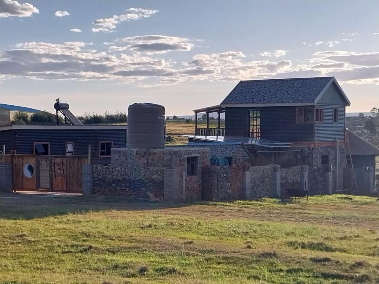 MehlaeaMasia Farmhouse