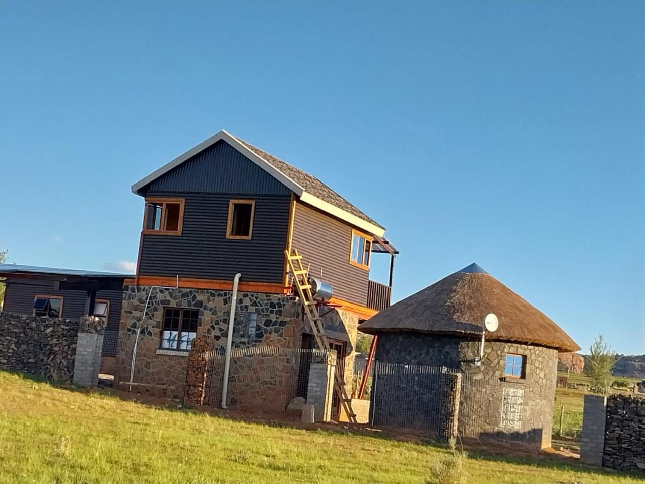 MehlaeaMasia Farmhouse