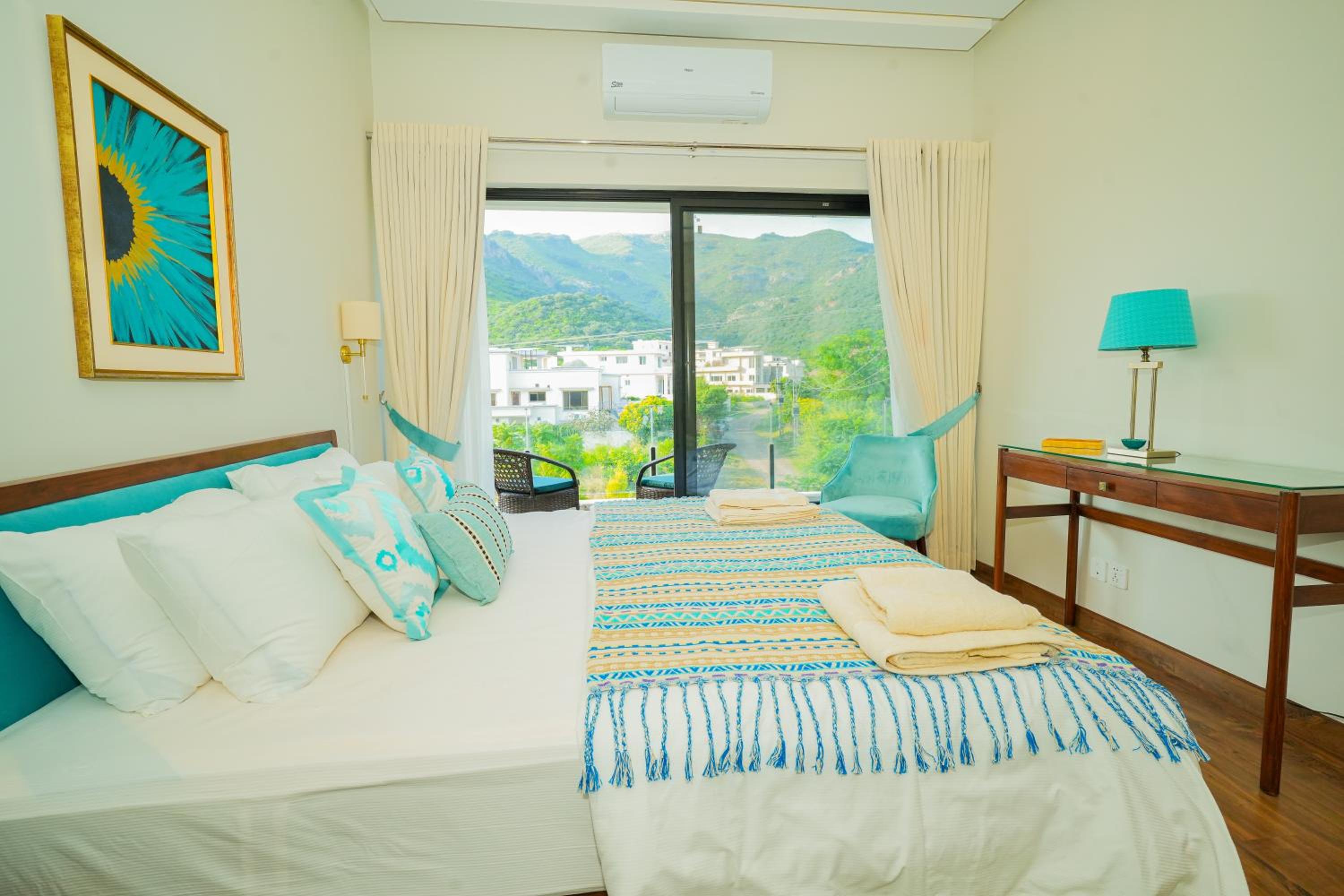 Margalla Retreat House With Pool, Garden & Mountain View, photo 61