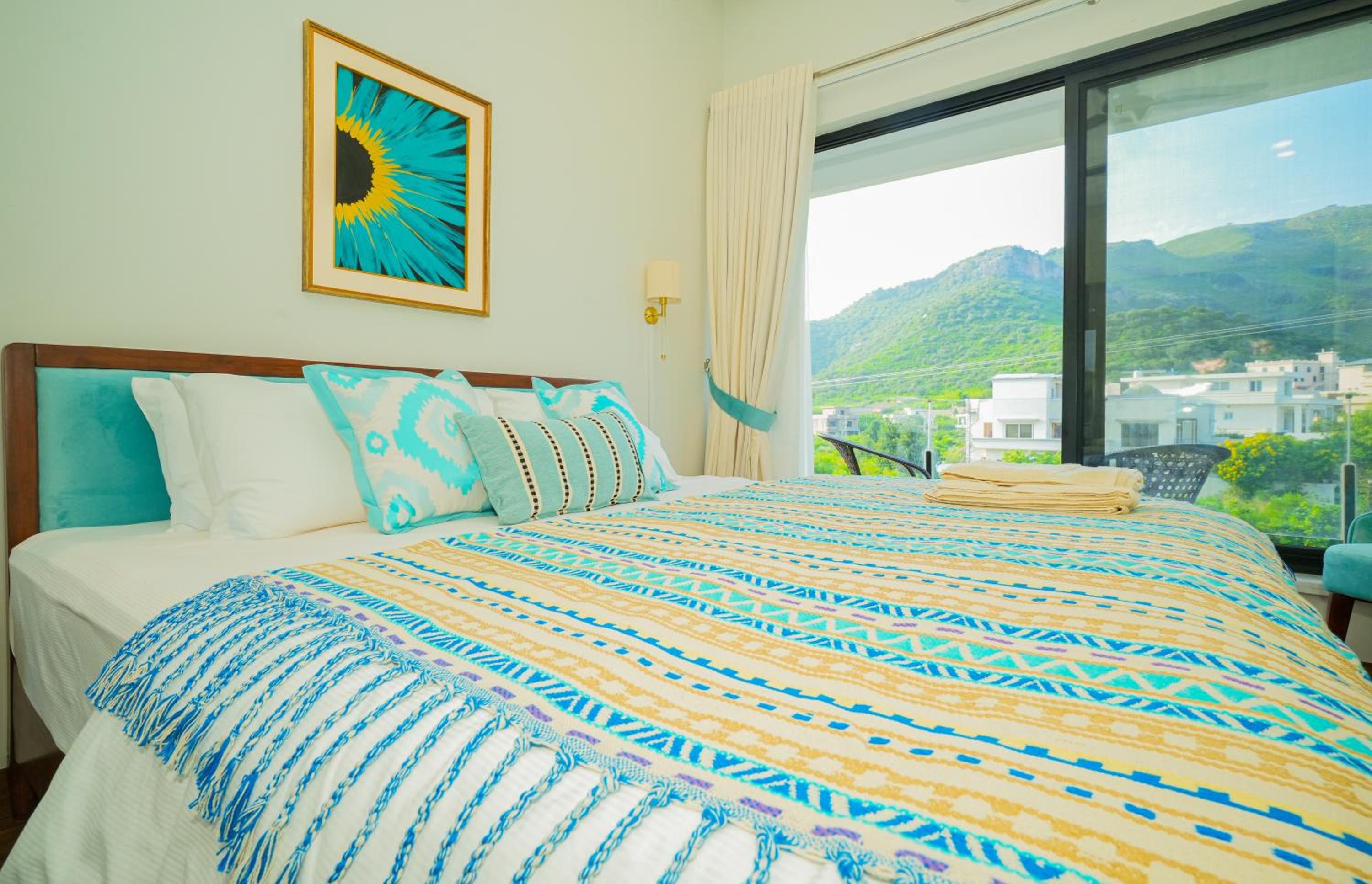 Margalla Retreat House With Pool, Garden & Mountain View, photo 57