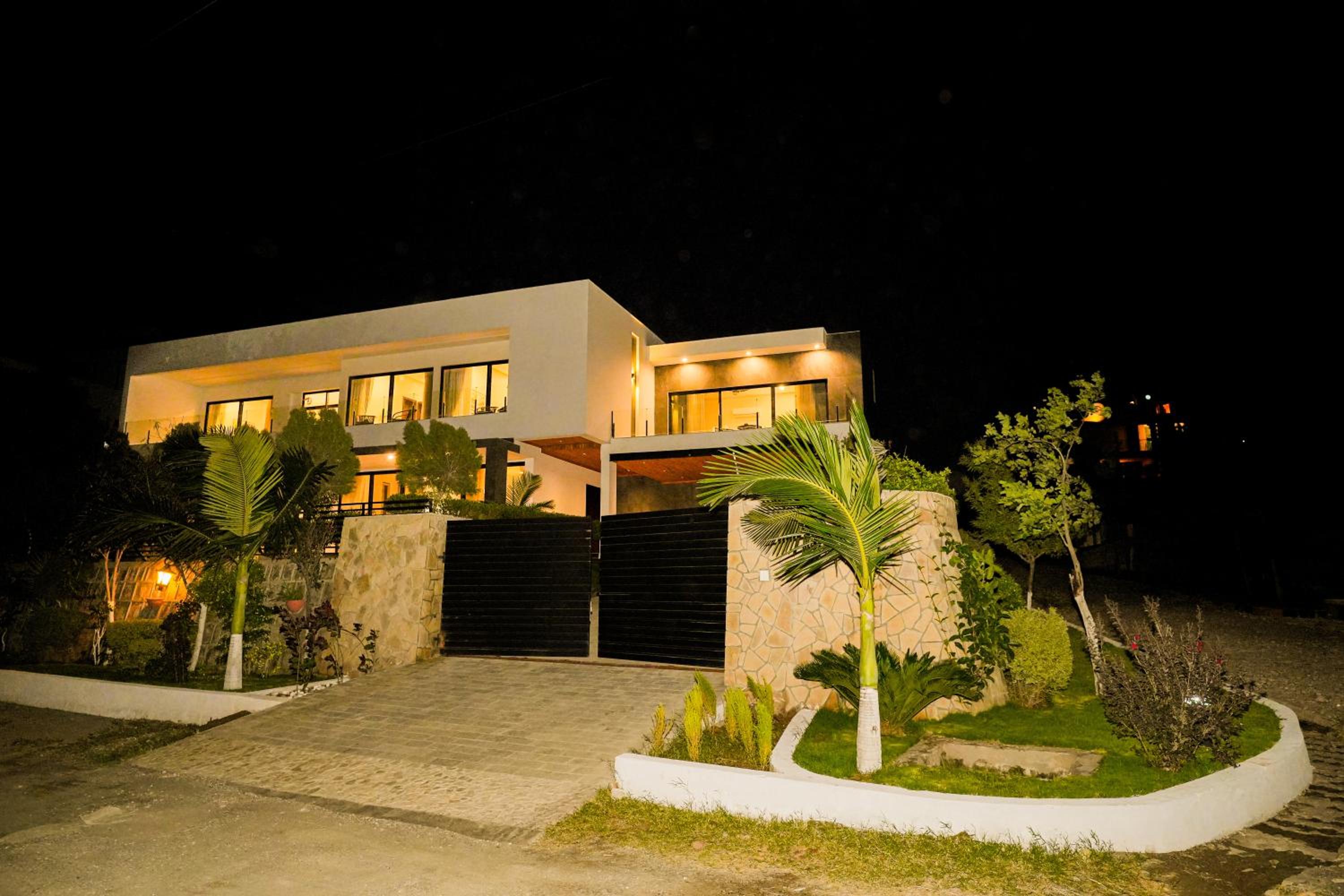 Margalla Retreat House With Pool, Garden & Mountain View, photo 15