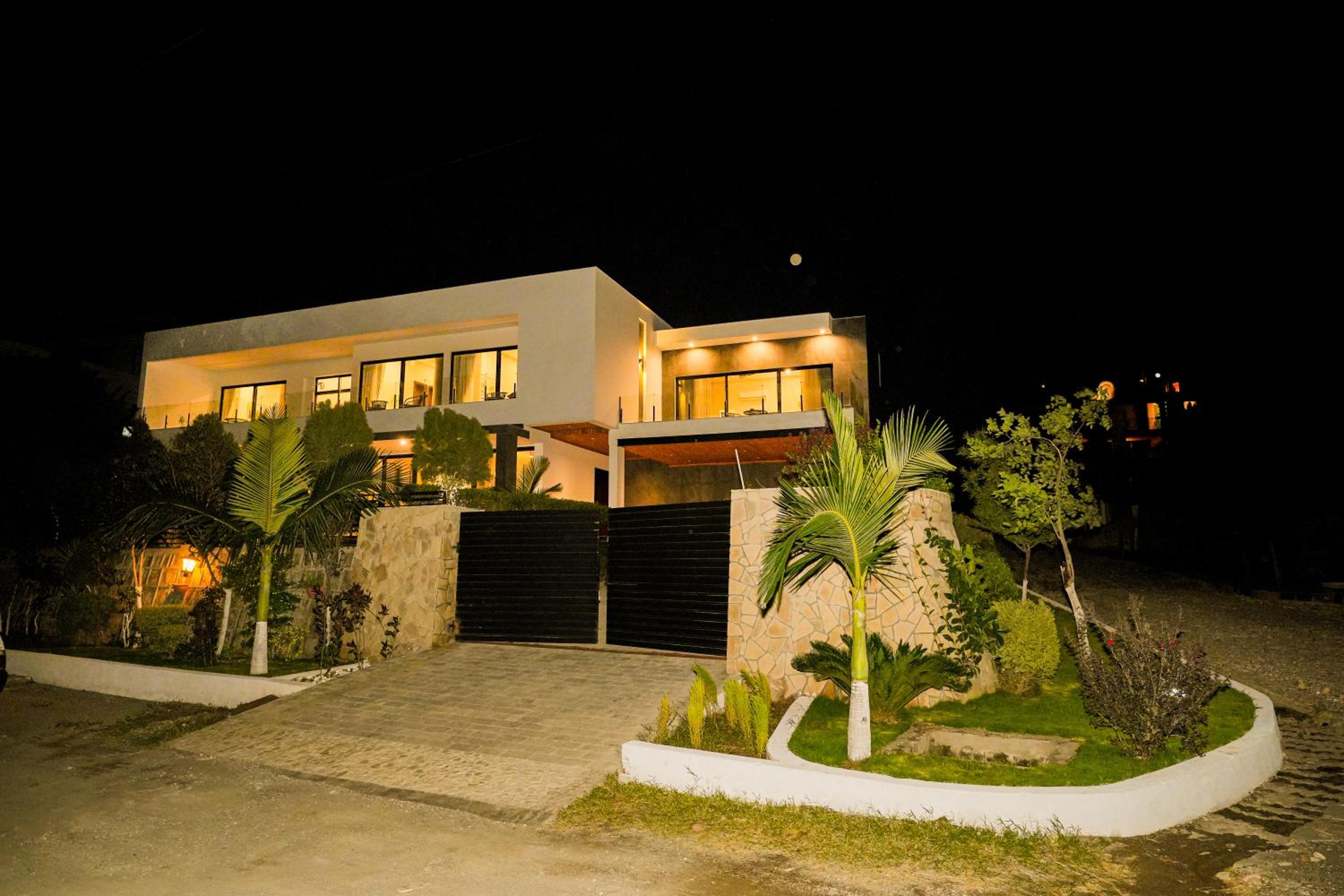 Margalla Retreat House With Pool, Garden & Mountain View, photo 31