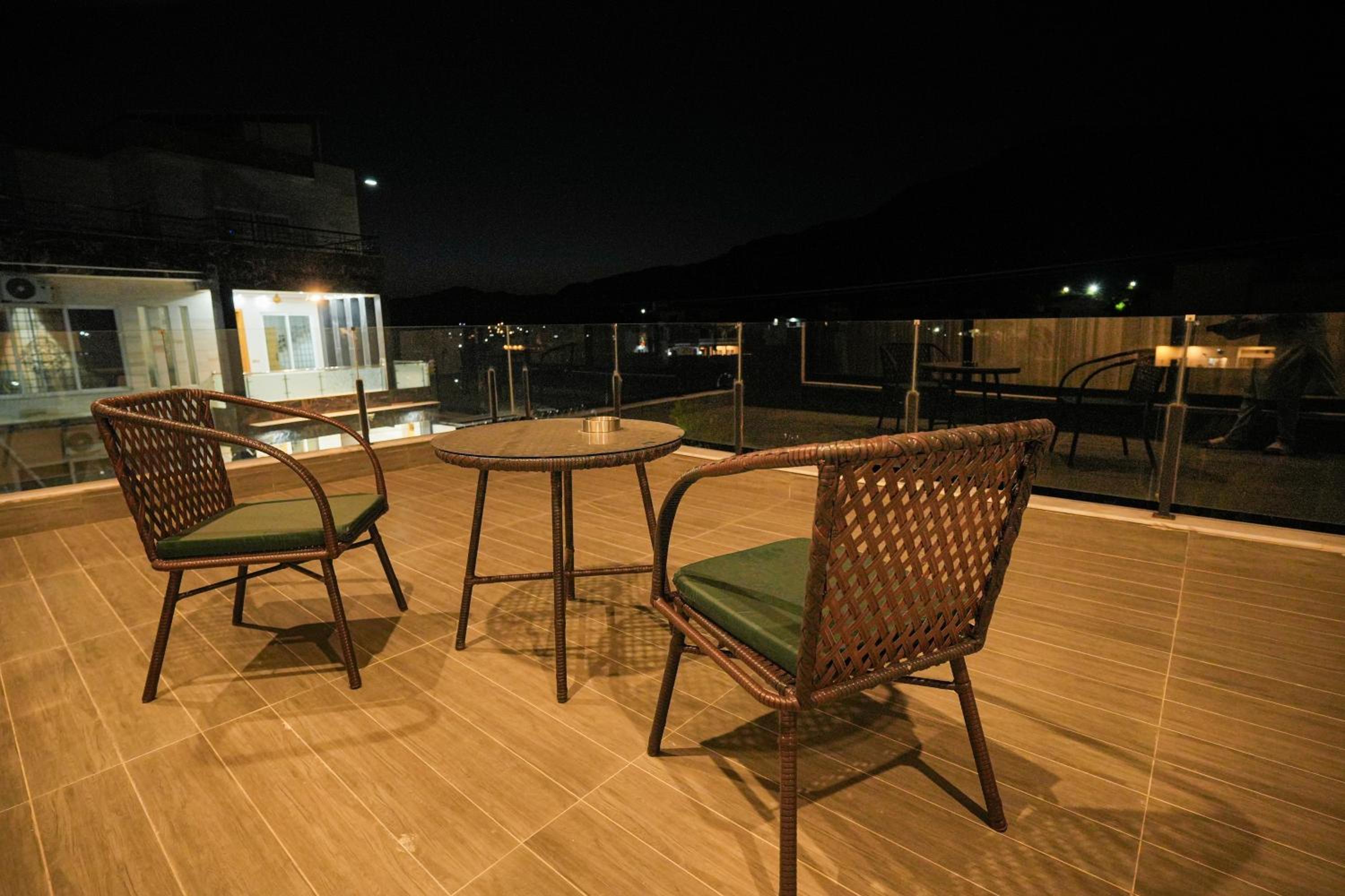 Margalla Retreat House With Pool, Garden & Mountain View, photo 18
