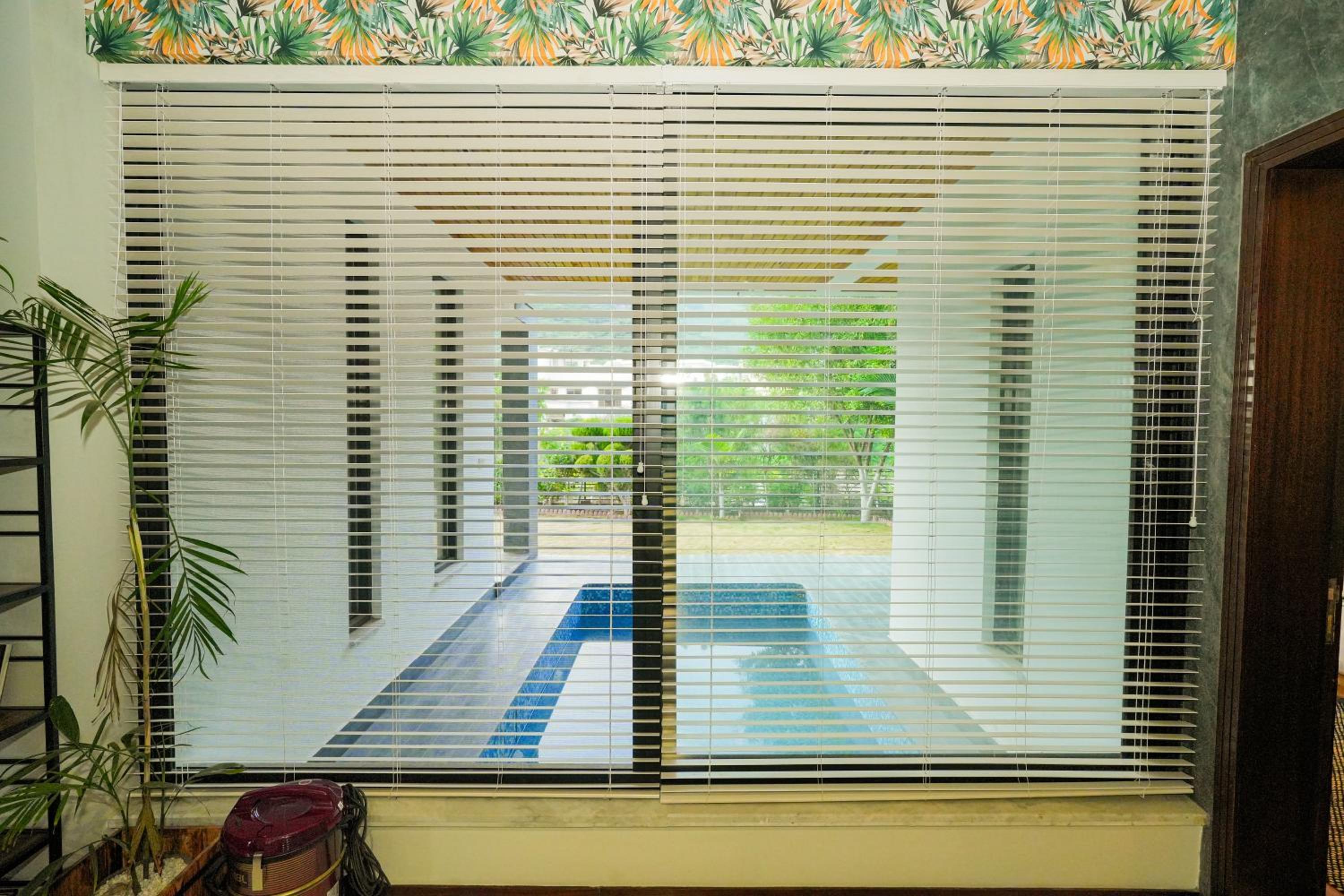 Margalla Retreat House With Pool, Garden & Mountain View