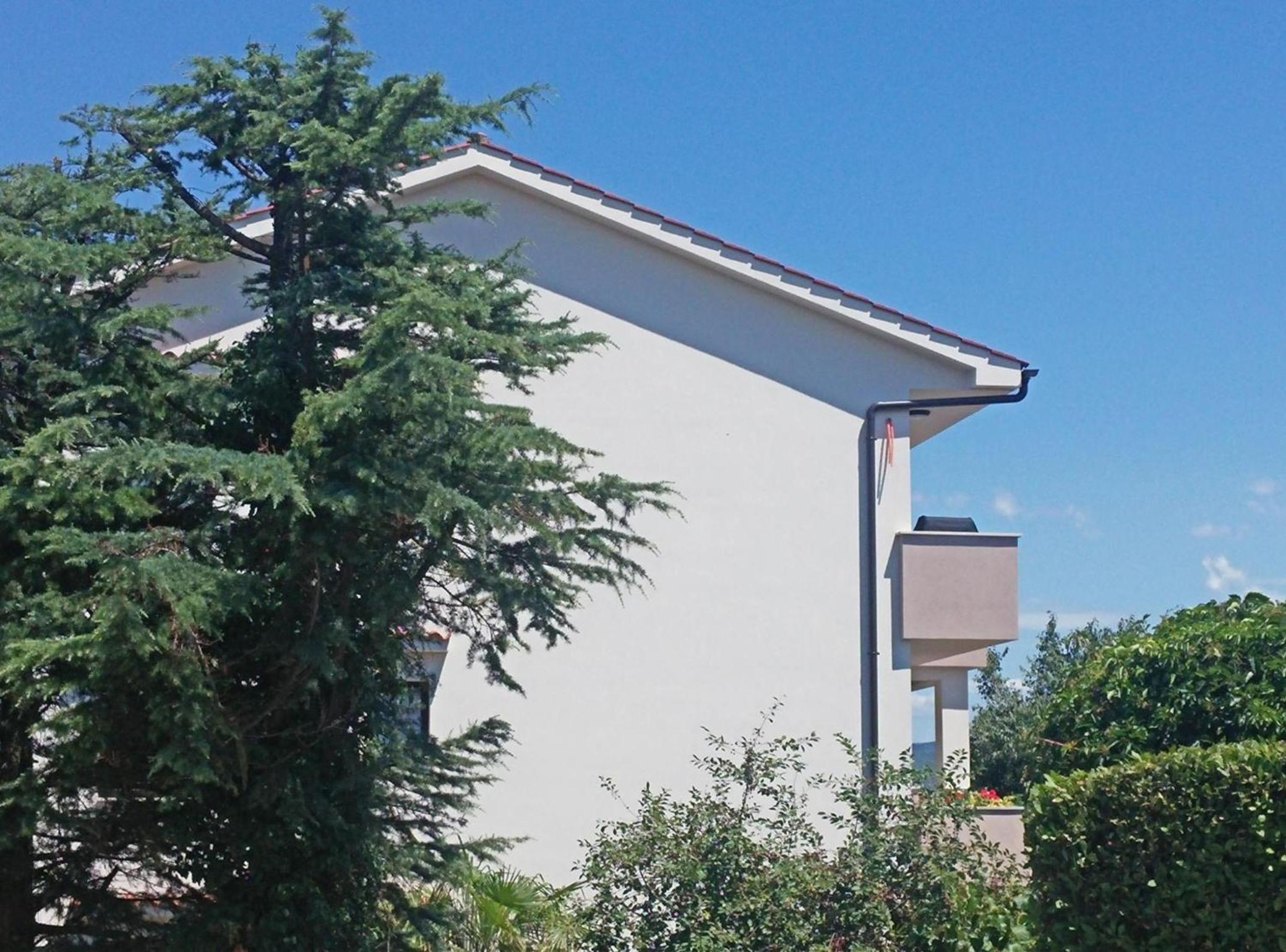 Scenic and Refined Krk Apartment with Terrace view 2