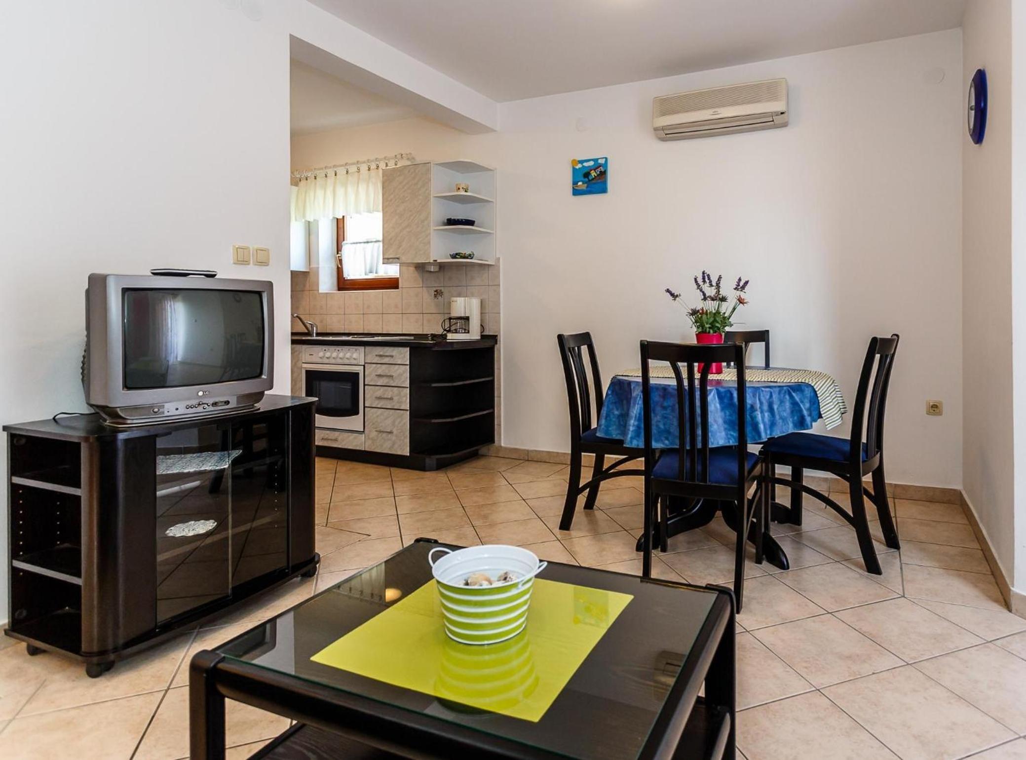 Comfortable Krk Apartment with Sea View and Balcony view 3