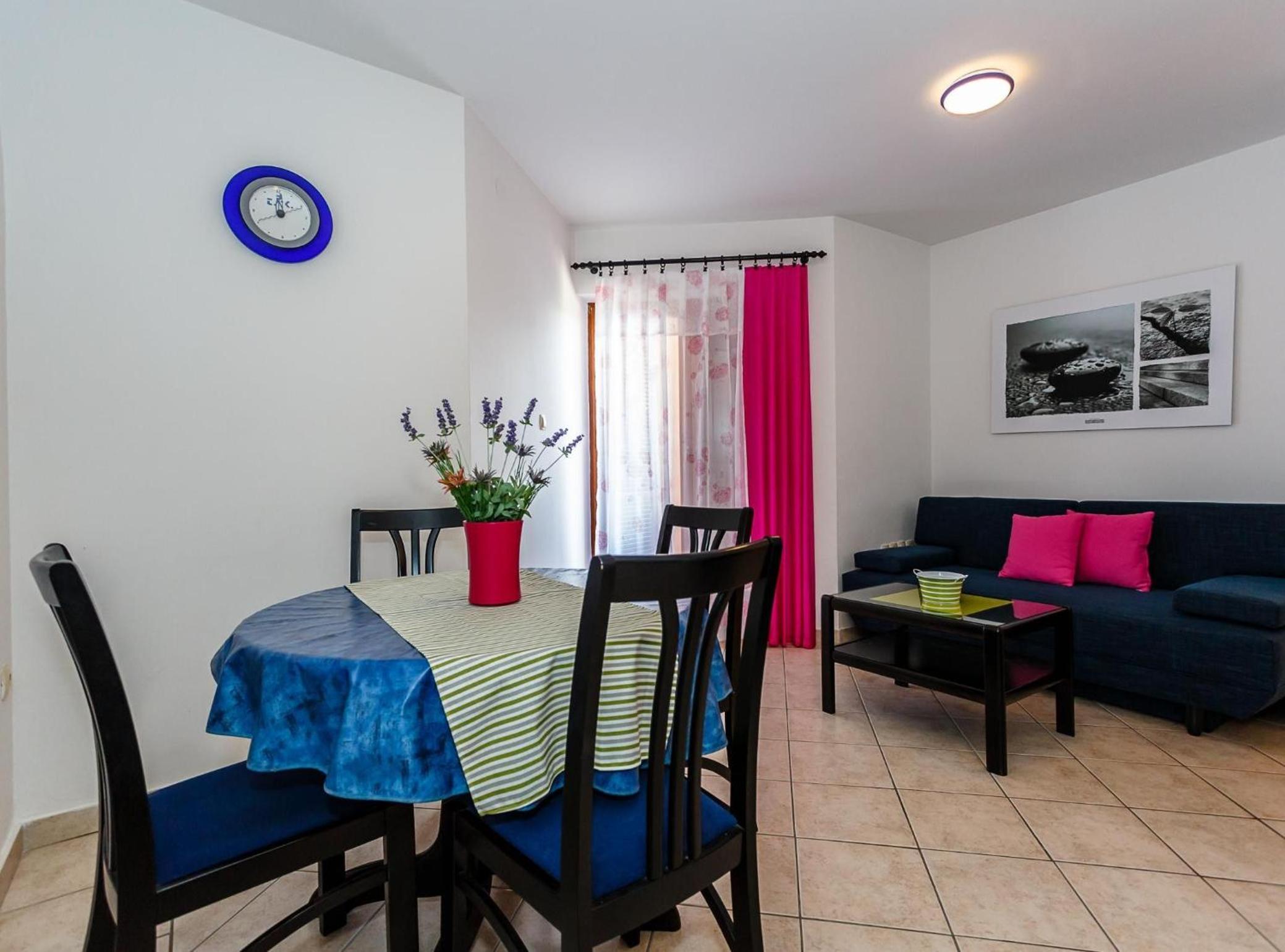 Comfortable Krk Apartment with Sea View and Balcony view 4