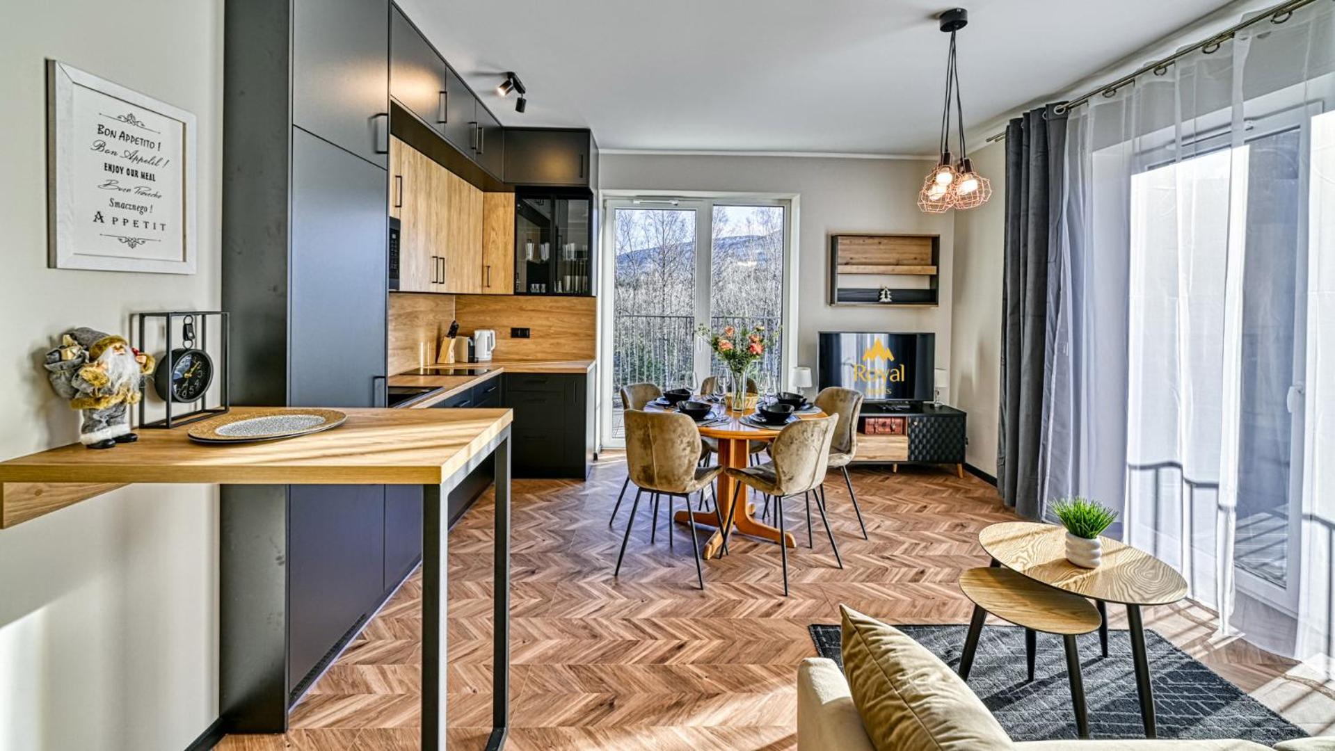 OSTOJA RESIDENCE VIP z sauną, strefą relaksu i pokojem zabaw by Royal Aparts
