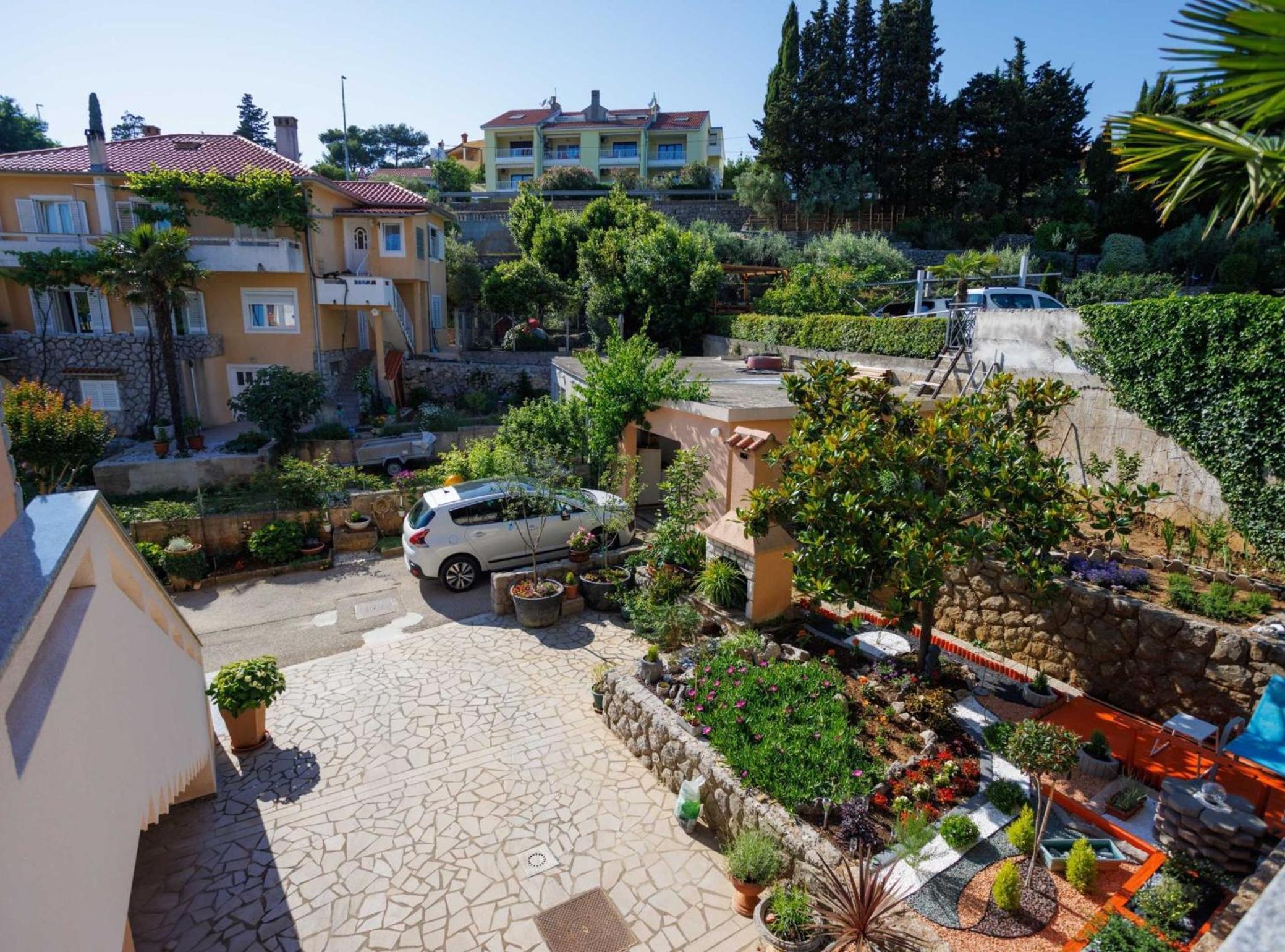 Beachfront Cozy Krk Apartment with Balcony view 2