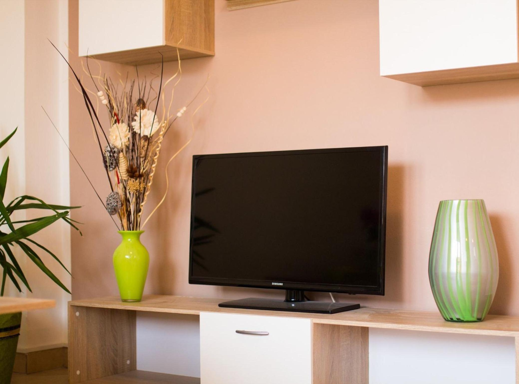 Refined and Timeless Krk Apartment with Terrace view 5