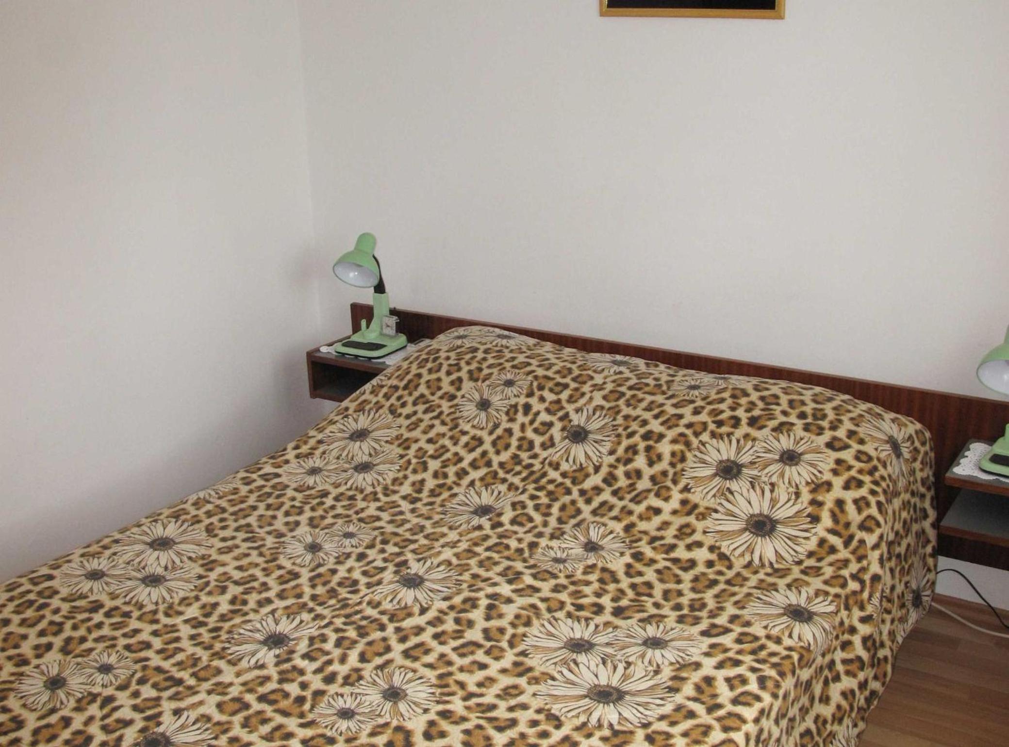 Bright and Modern: Fully Furnished Krk Apartments with Private Parking view 2