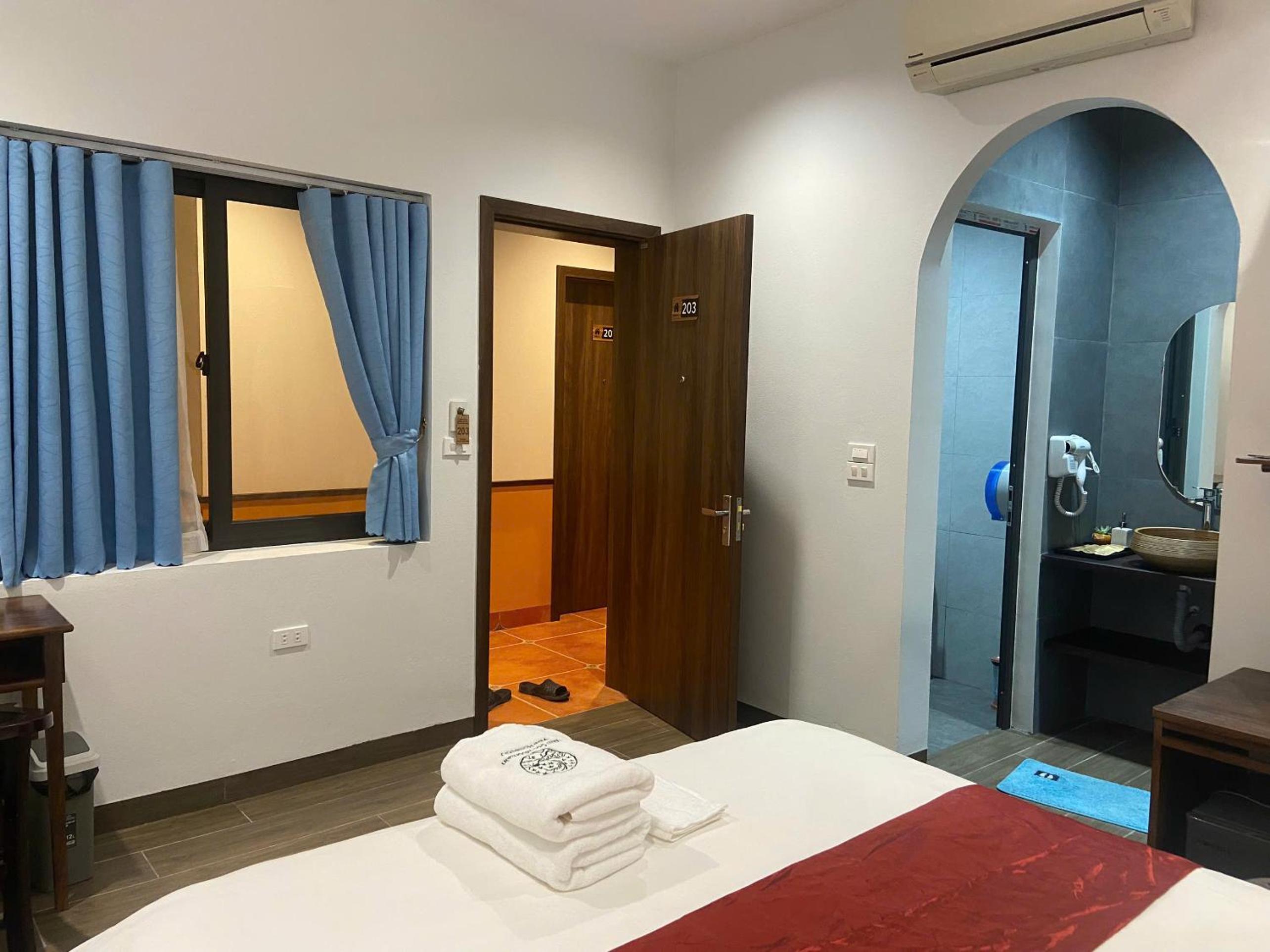Tam Coc Mountain View Homestay