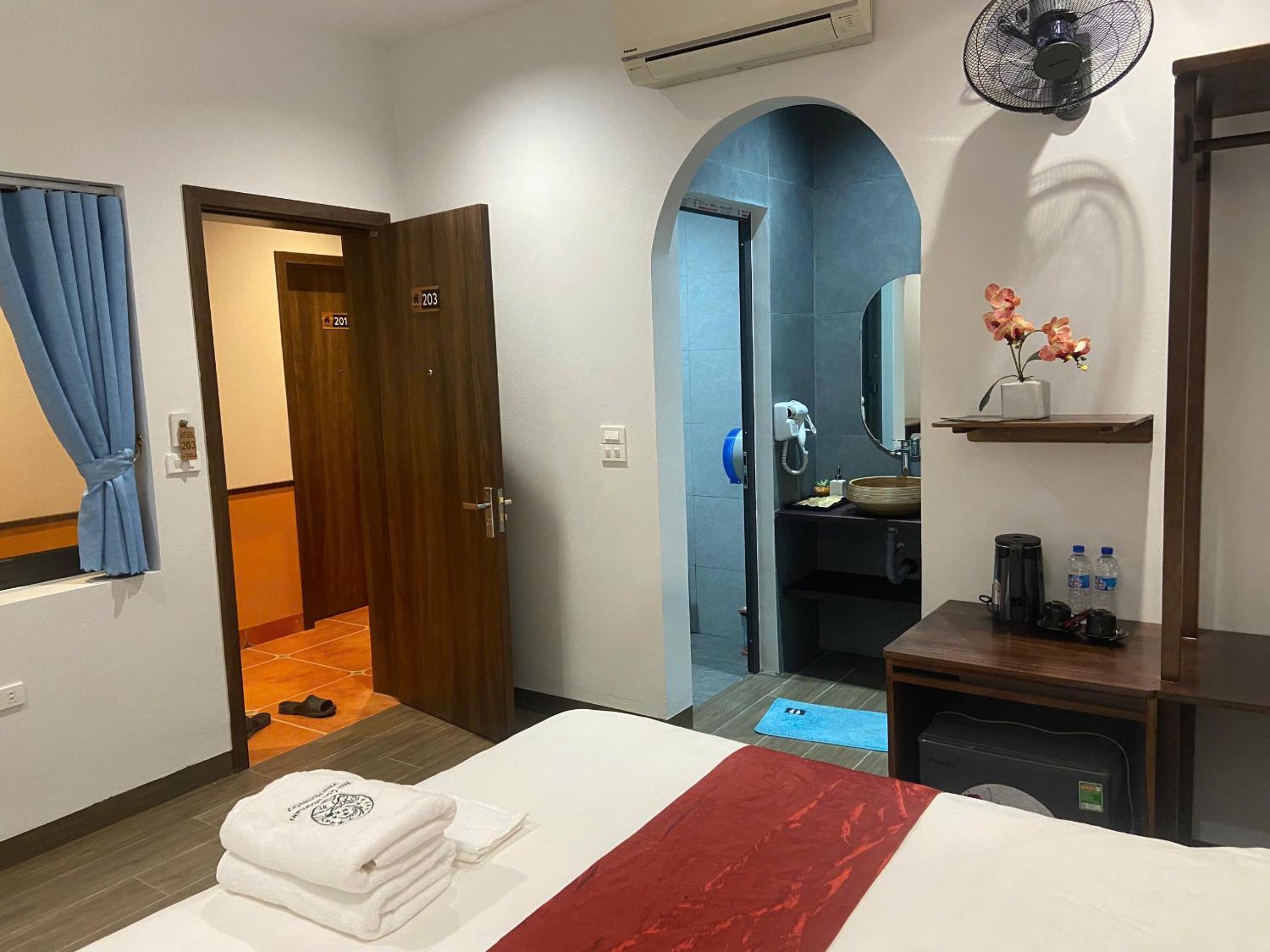 Tam Coc Mountain View Homestay
