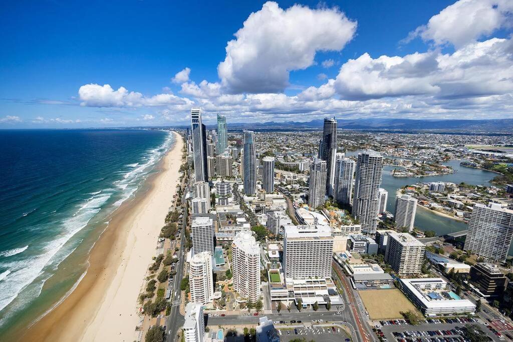 Sky High Ocean Views 4bdr 2bth