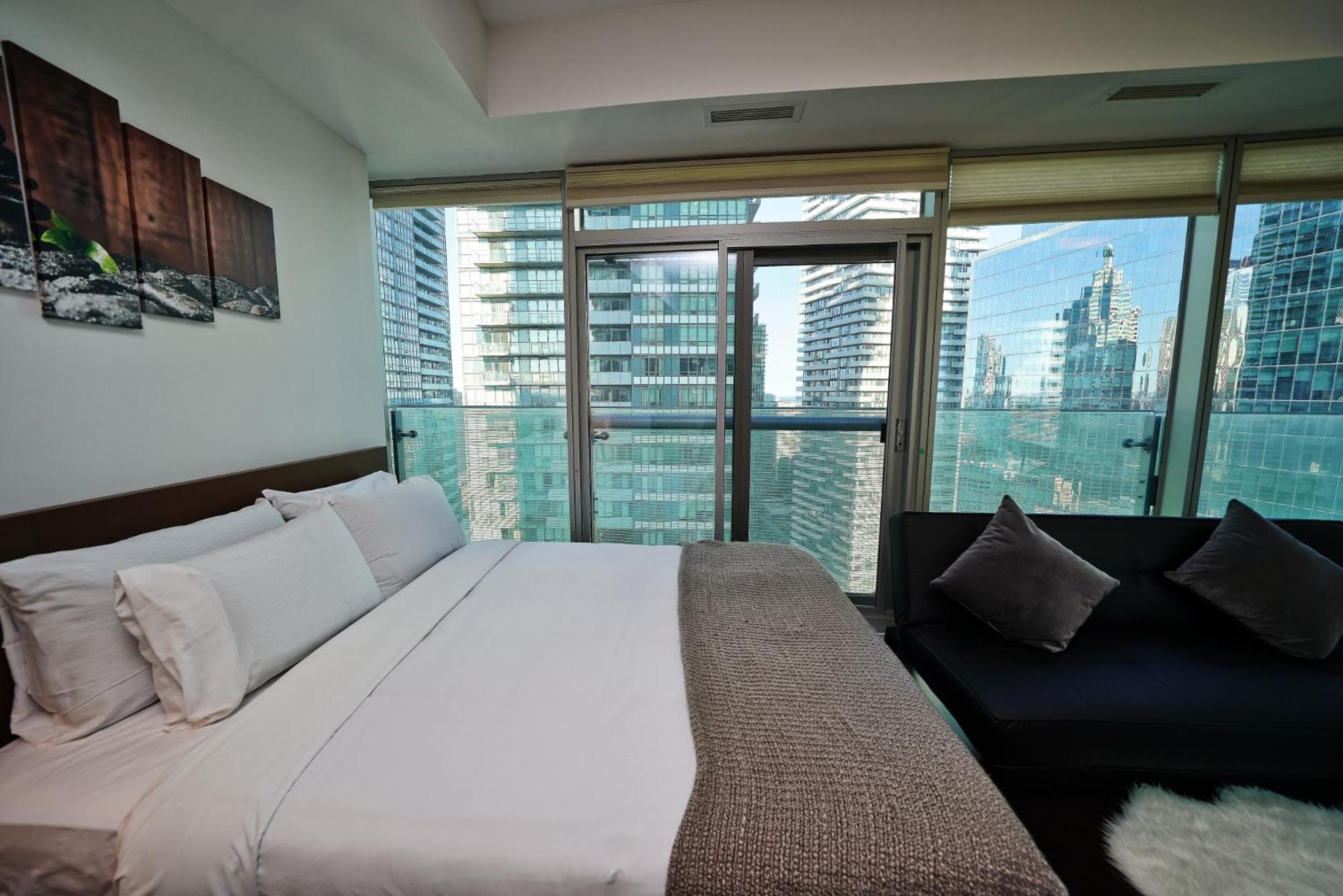 The York Suites