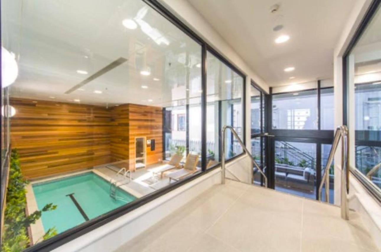 Spectacular Auckland CBD Views