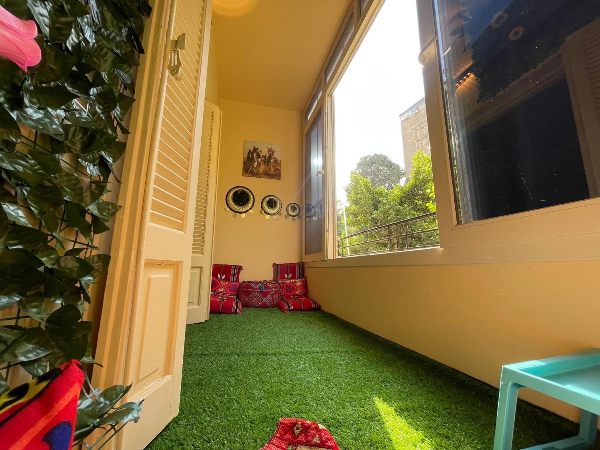 Luxury 5-Star Stay in Cairo Downtown Garden City - Steps from the Nile & All Top Attractions