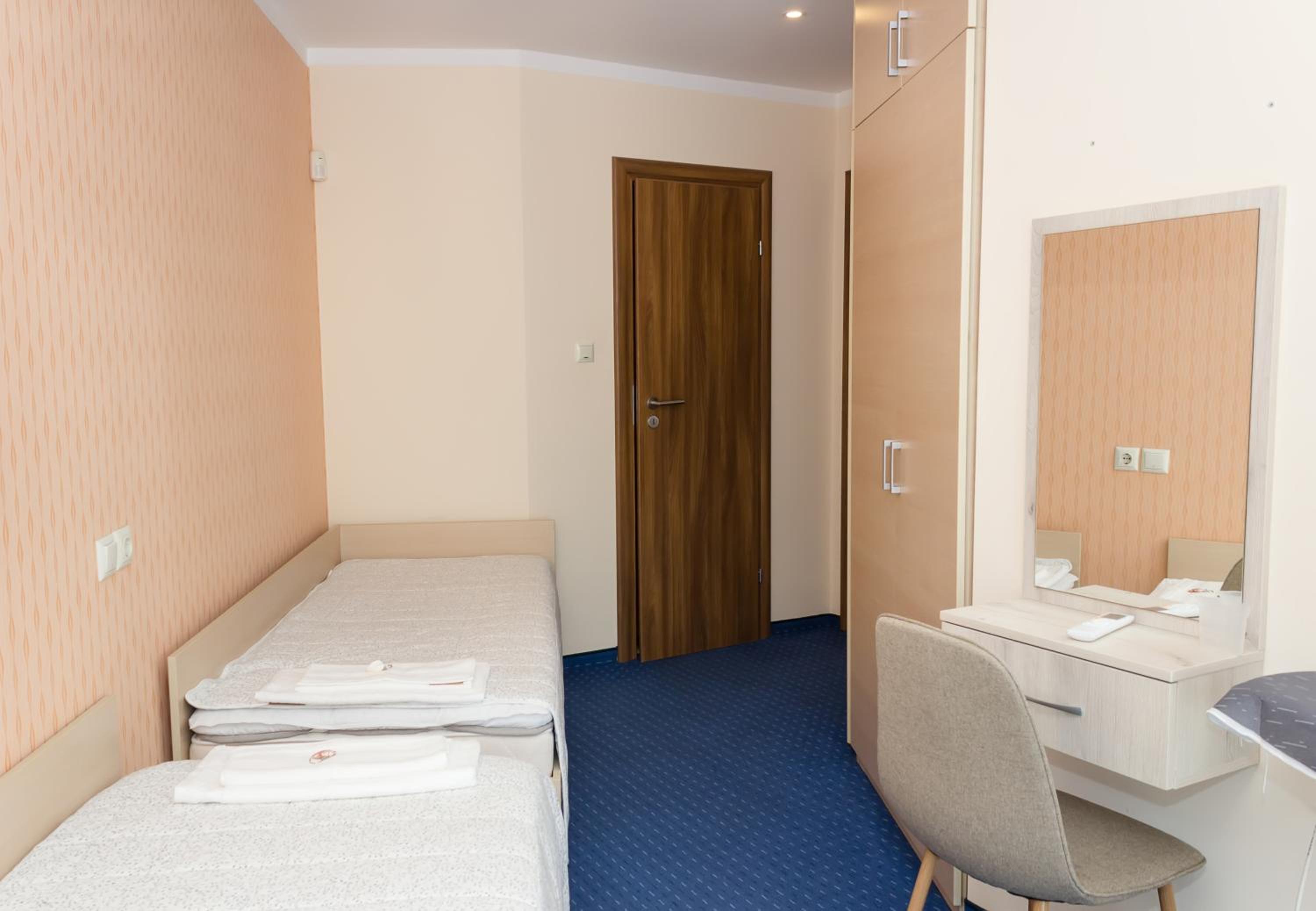 Balchik Sea View Escape 5BR Luxury with Hot Tub & Free Parking